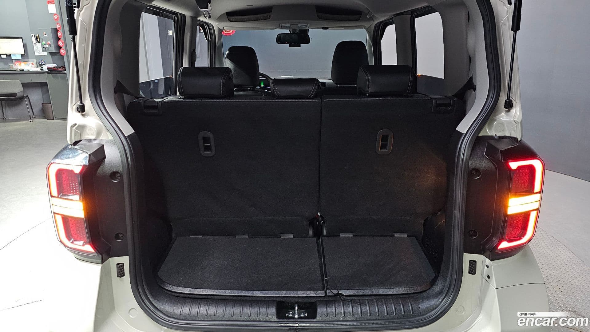 Main__Slider__Photo:RAY Kia 2023.8-19