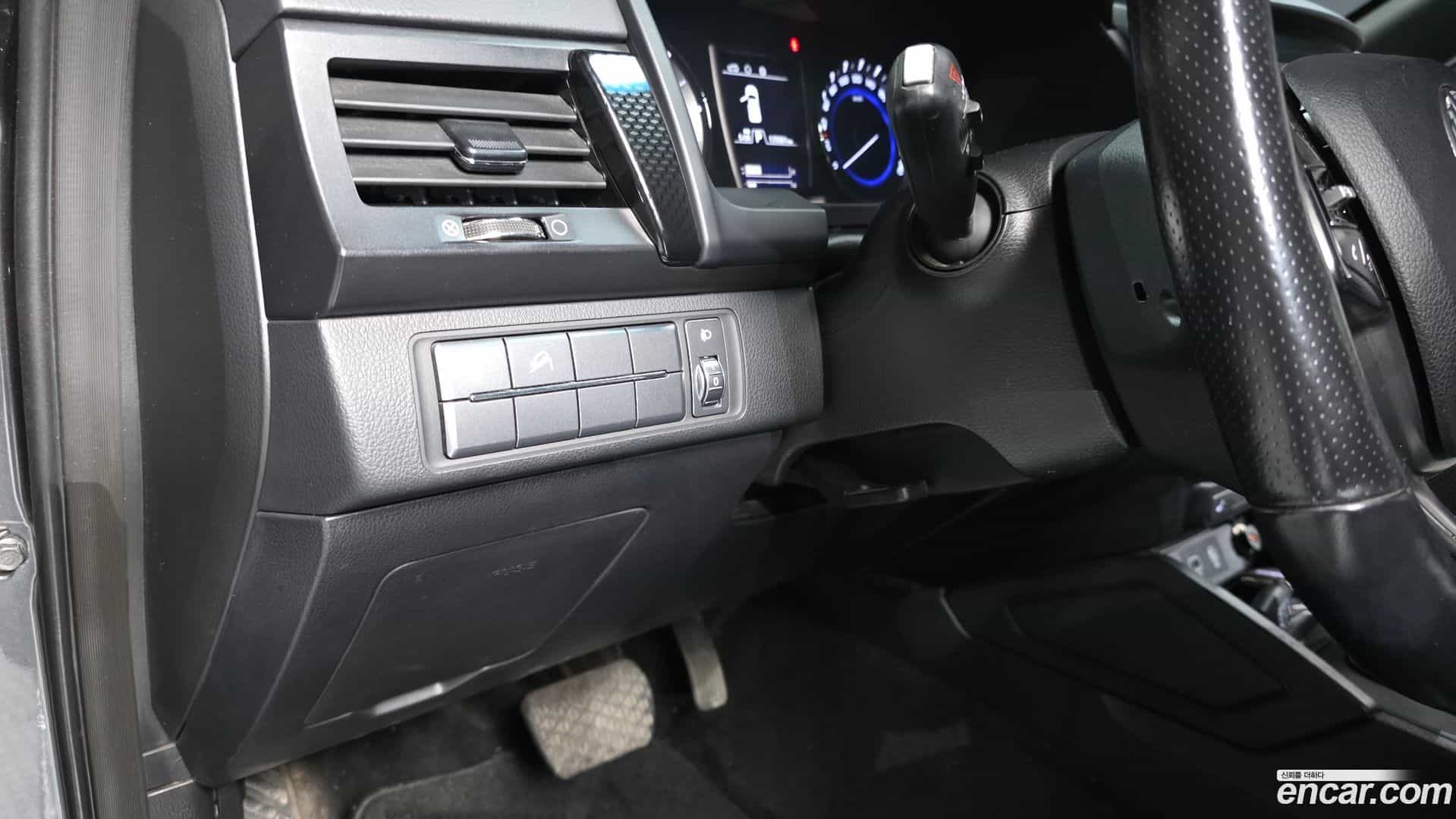Rexton KG_Mobility_Ssangyong 2020.1-OPTION-021