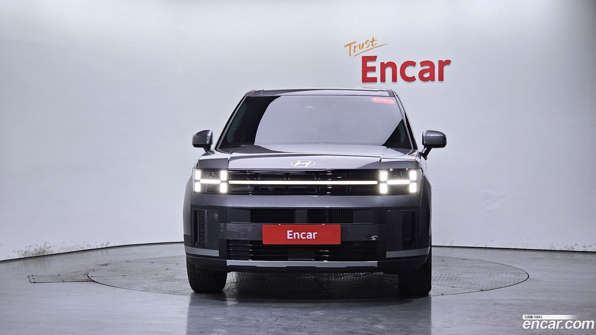 Main__Slider__Photo:Santafe Hyundai 2024.0-2