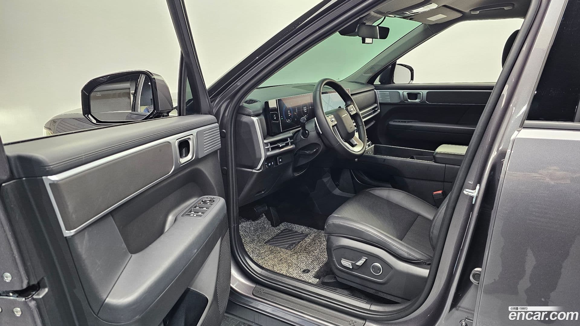 Main__Slider__Photo:Santafe Hyundai 2024.0-9