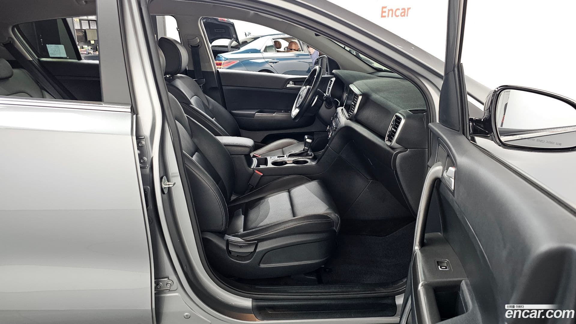 Main__Slider__Photo:Sportage Kia 2021.6-10