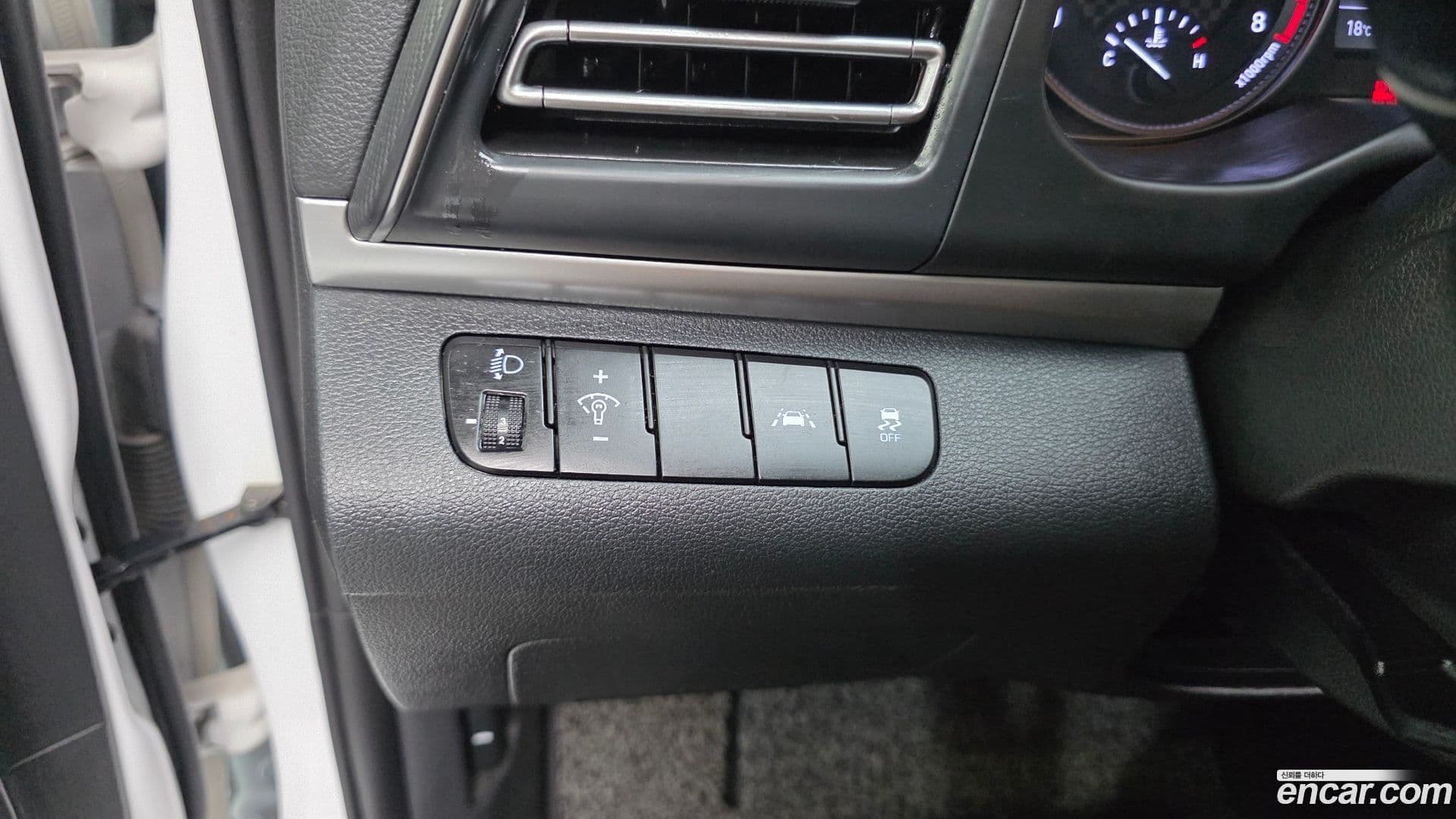 Main__Slider__Photo:AVANTE Hyundai 2018.9-12