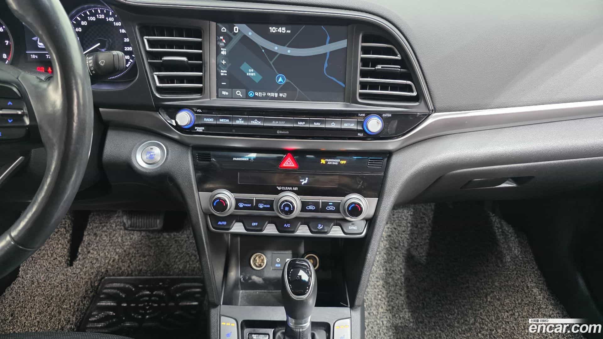 AVANTE Hyundai 2018.9-OPTION-019