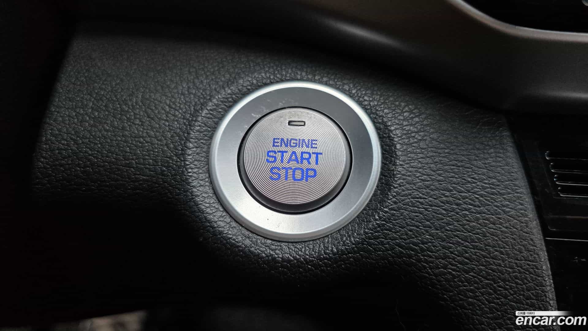 AVANTE Hyundai 2018.9-OPTION-021