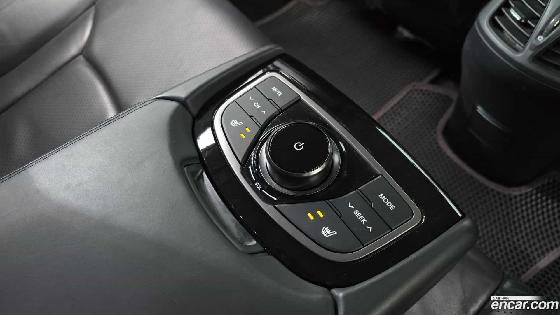 Grandeur Hyundai 2012.2-OPTION-023