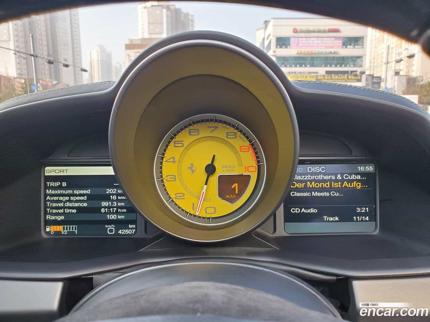 458 Ferrari 2013.3-INNER-008