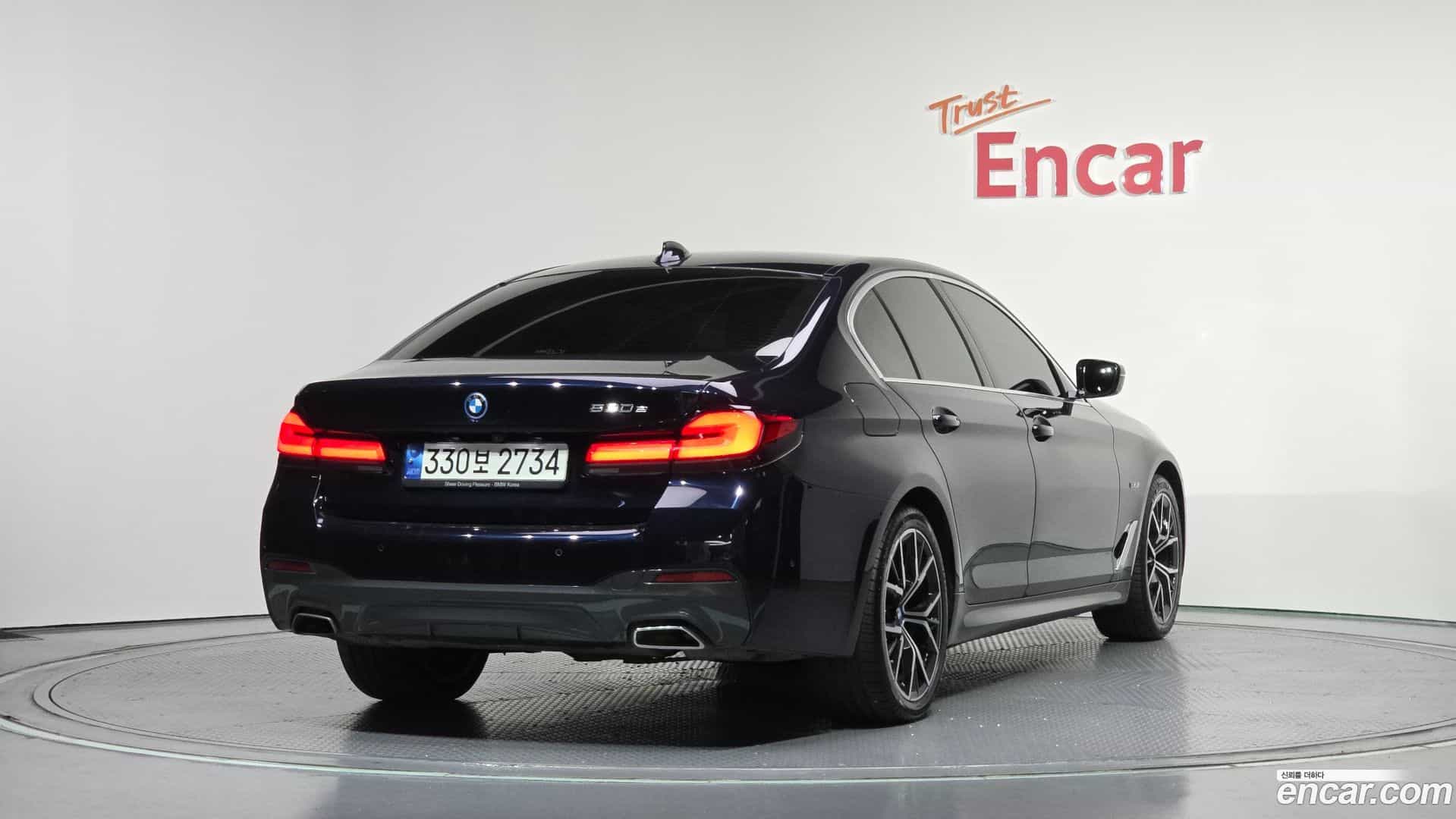 5-Series BMW 2022.1-OUTER-002