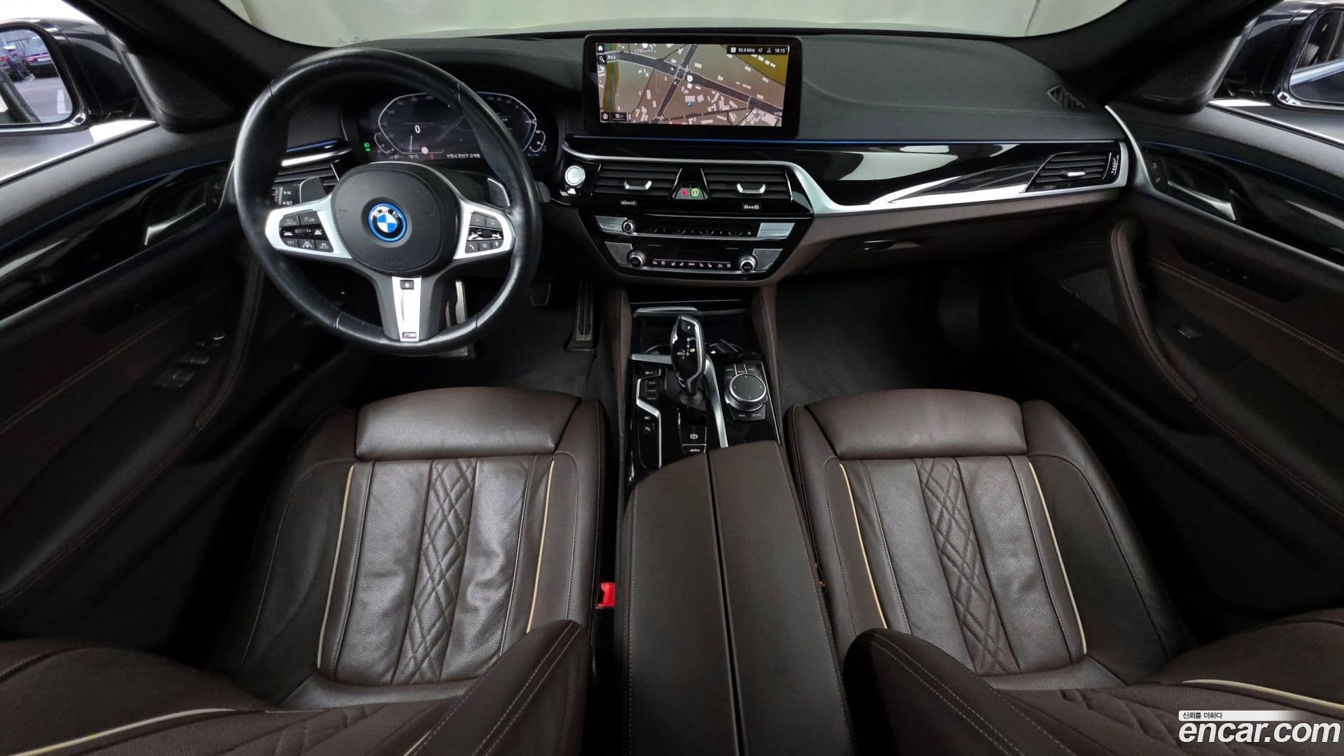 Main__Slider__Photo:5-Series BMW 2022.1-6