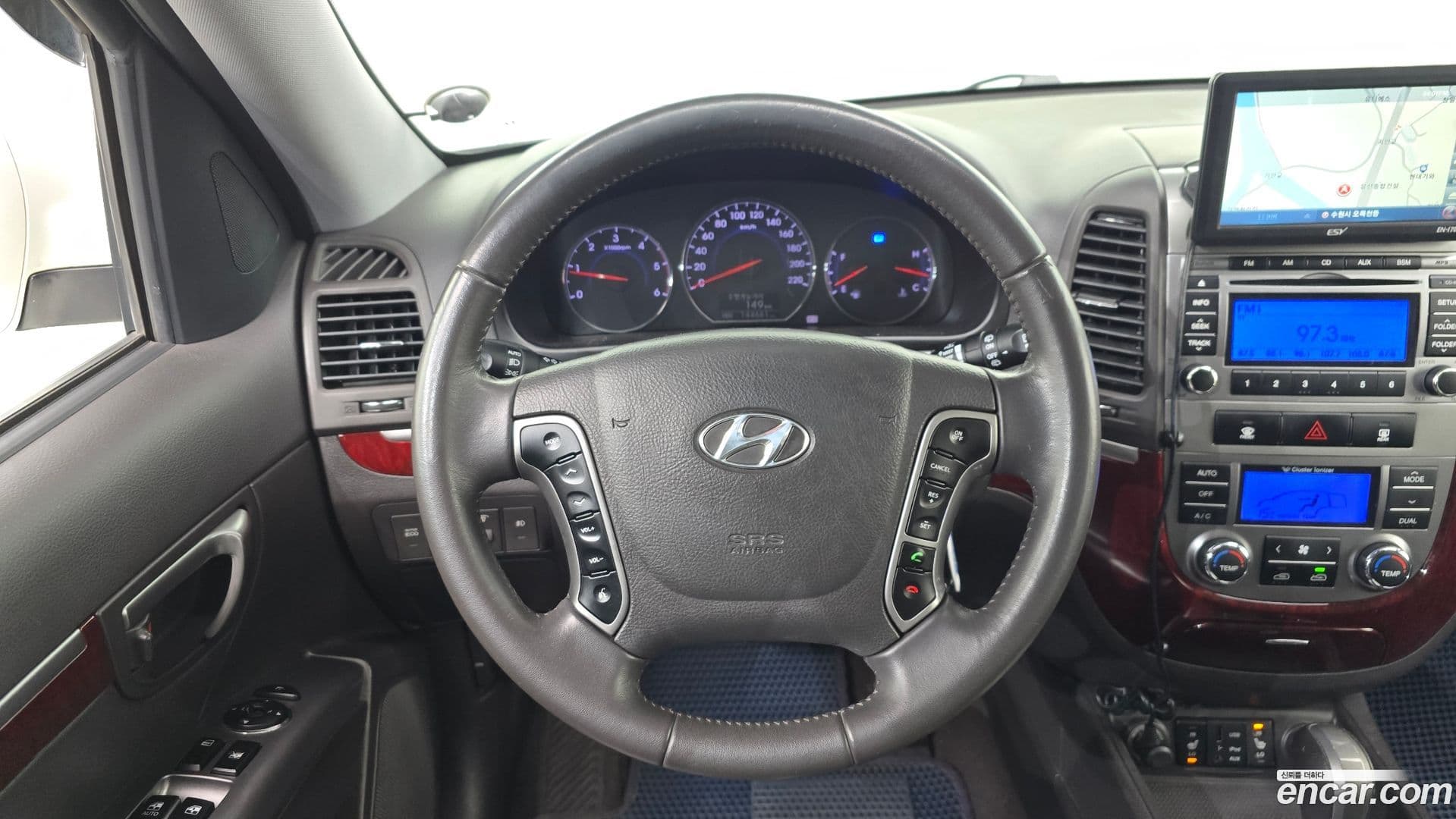 Main__Slider__Photo:Santafe Hyundai 2010.10-12
