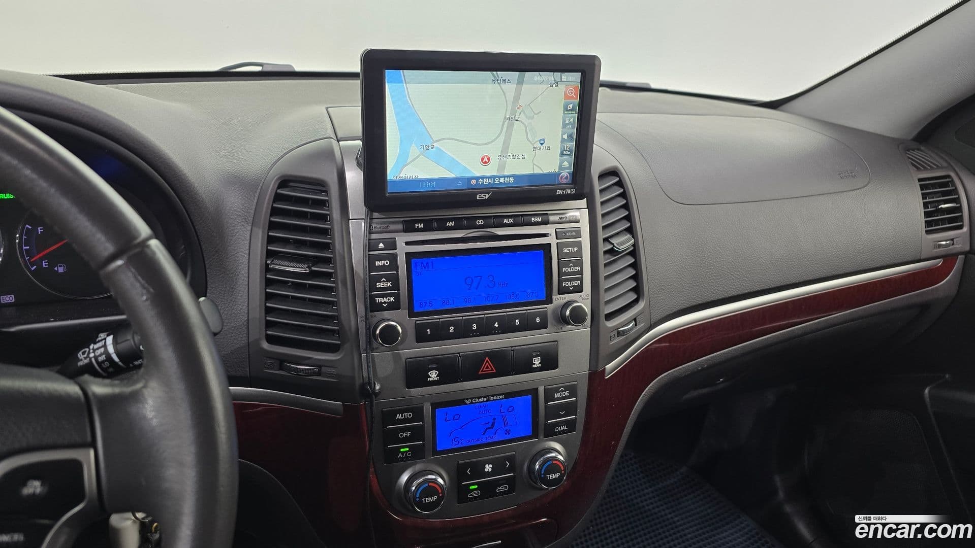 Main__Slider__Photo:Santafe Hyundai 2010.10-13