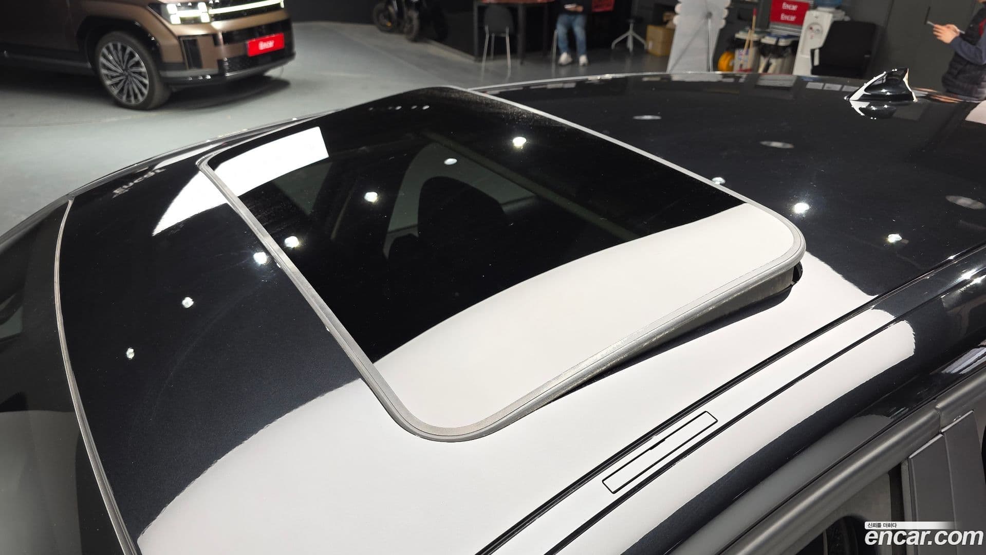 Main__Slider__Photo:1-Series BMW 2017.4-15