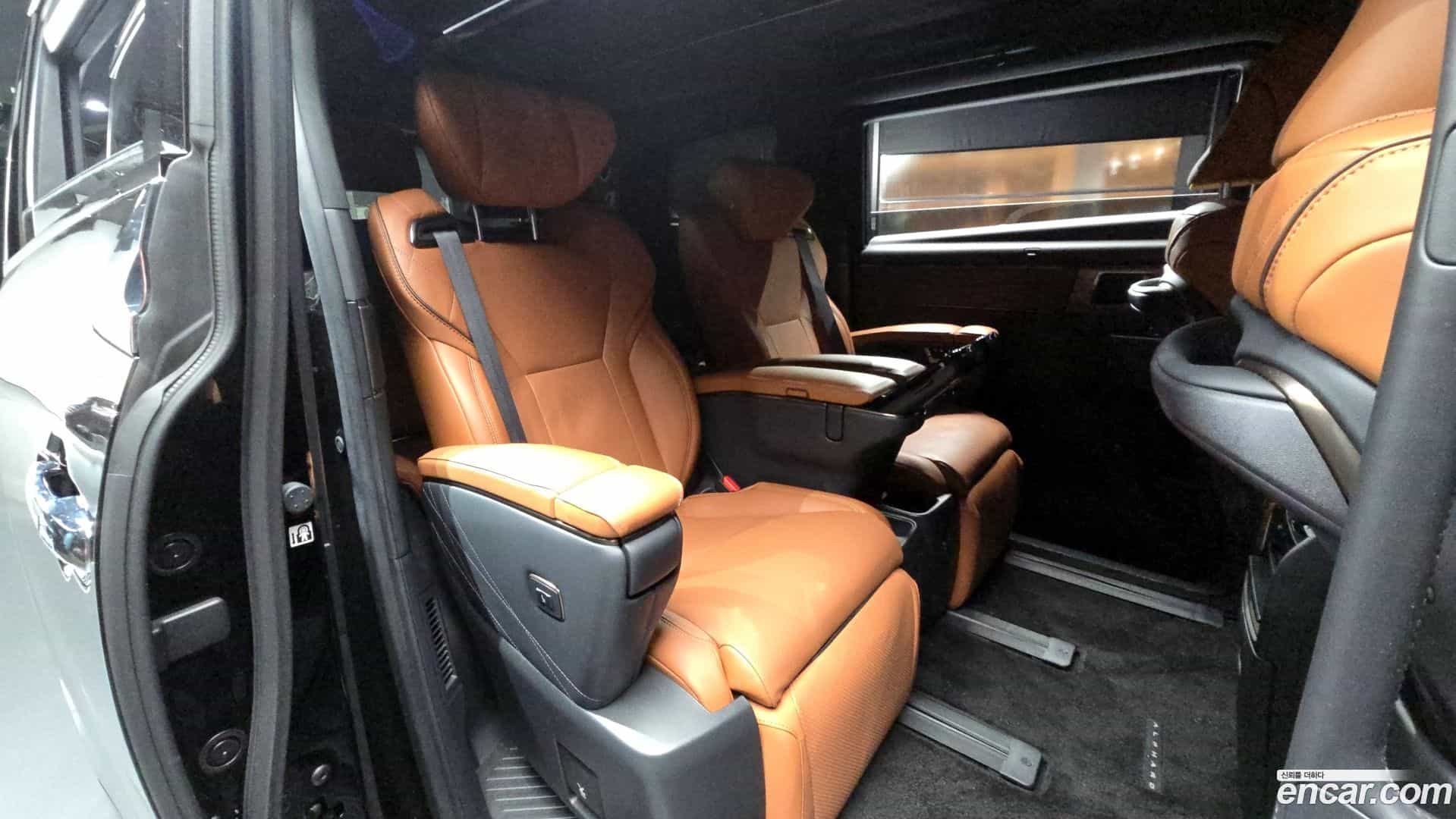 Alphard Toyota 2025.2-OPTION-016