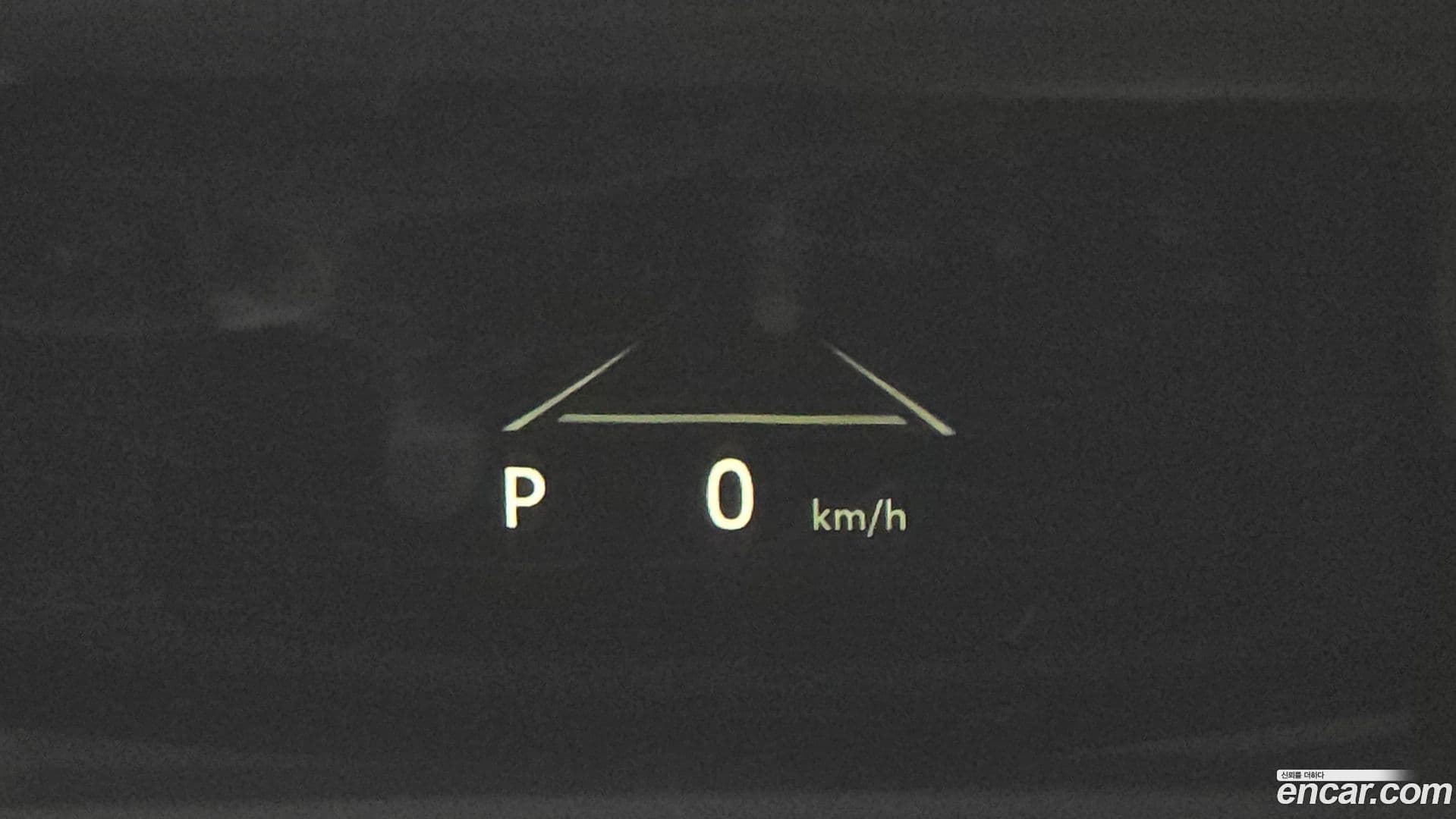 Main__Slider__Photo:Alphard Toyota 2025.2-16