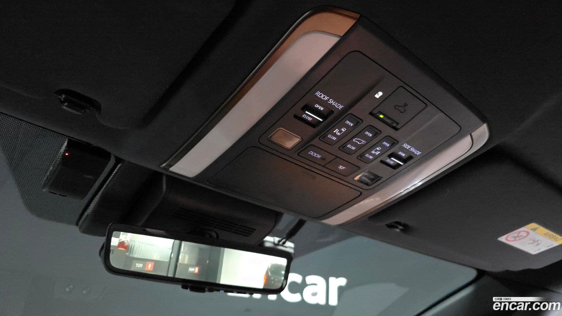 Main__Slider__Photo:Alphard Toyota 2025.2-18