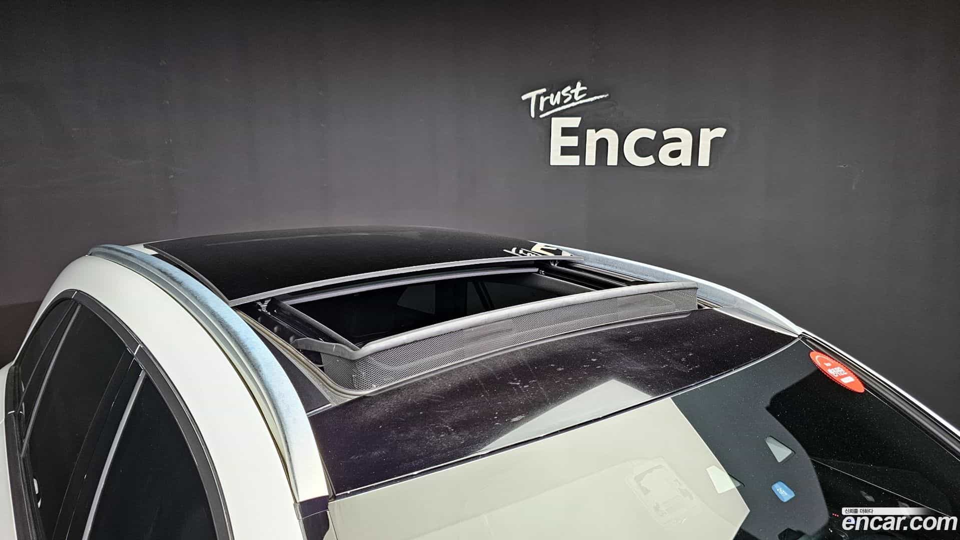 GLC-Class Mercedes-Benz 2020.2-OPTION-024