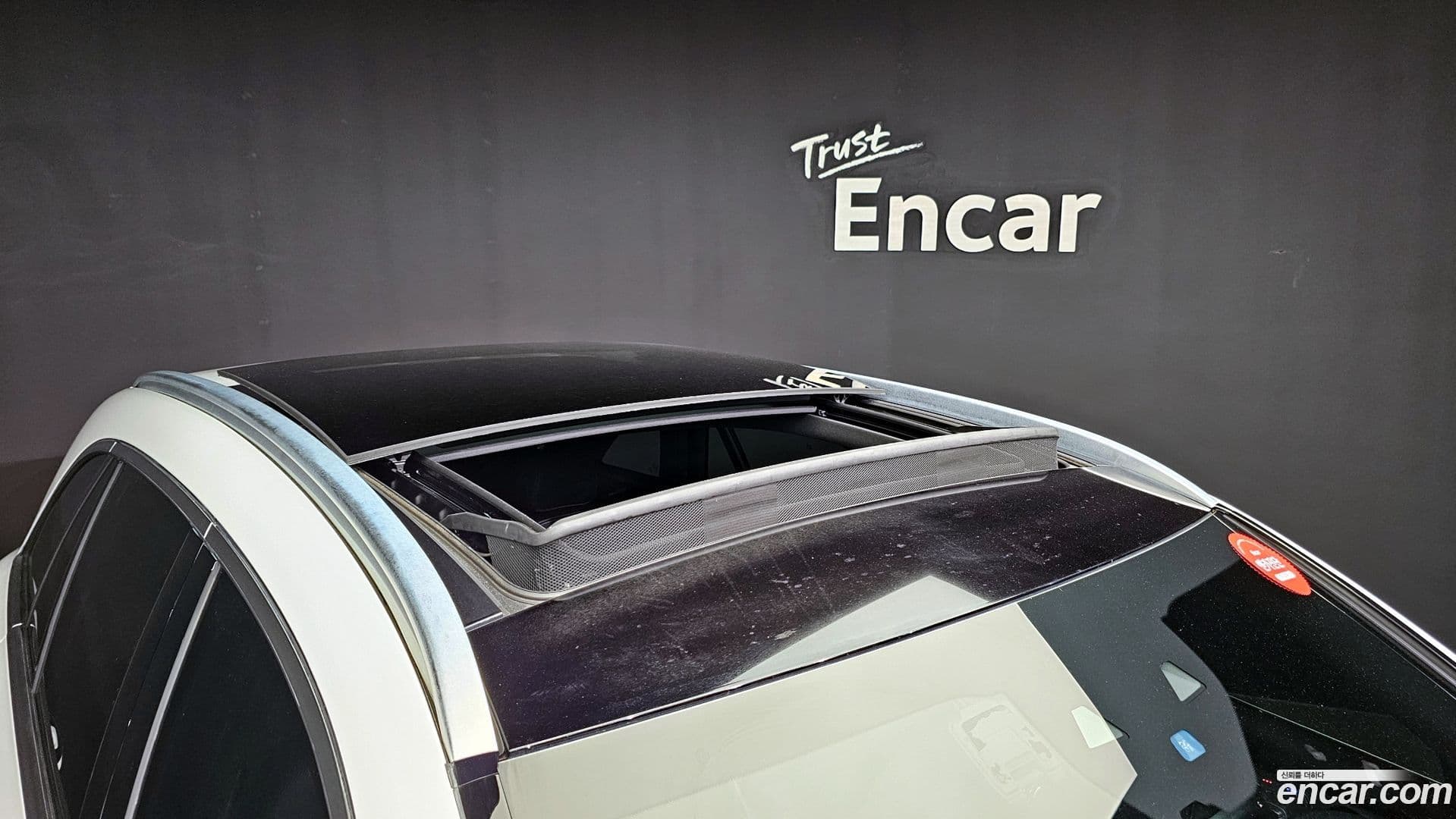 Main__Slider__Photo:GLC-Class Mercedes-Benz 2020.2-19