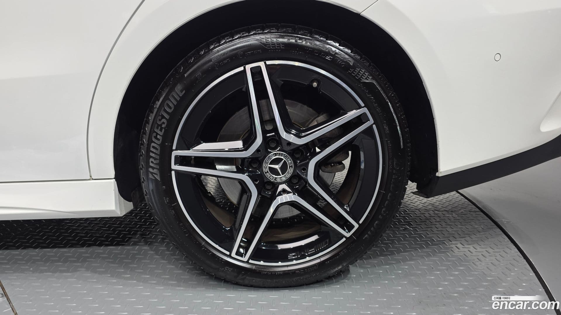 Main__Slider__Photo:CLA-Class Mercedes-Benz 2023.6-4