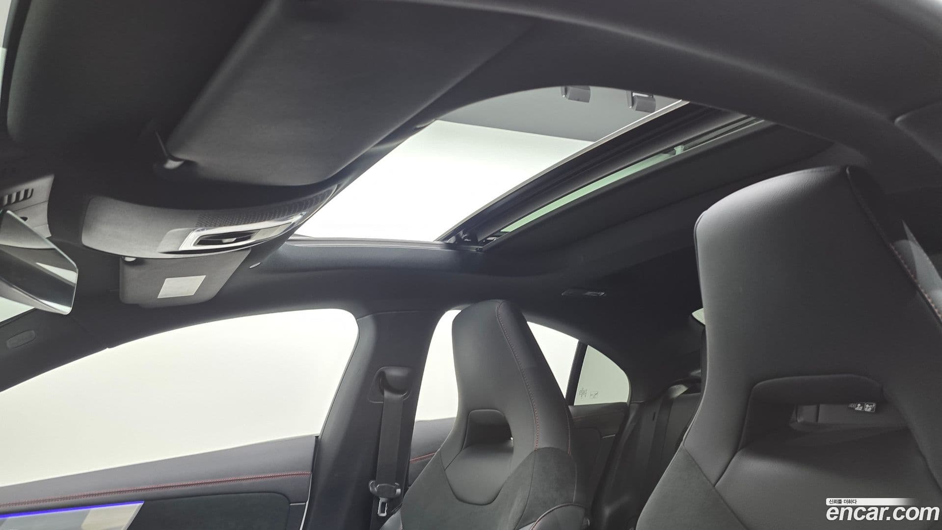 Main__Slider__Photo:CLA-Class Mercedes-Benz 2023.6-18