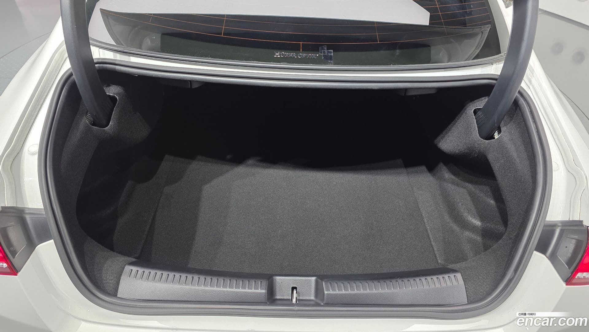 Main__Slider__Photo:CLA-Class Mercedes-Benz 2023.6-19