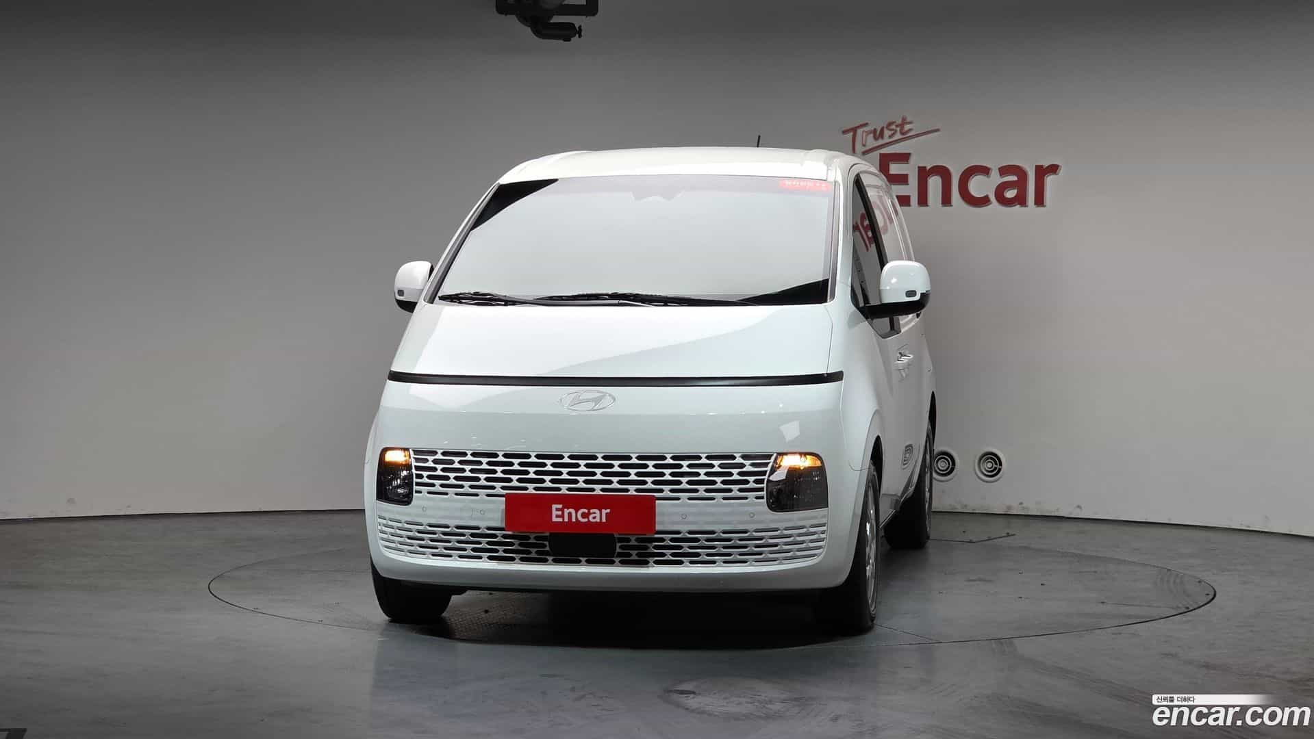 Staria Hyundai 2025.0-OUTER-003