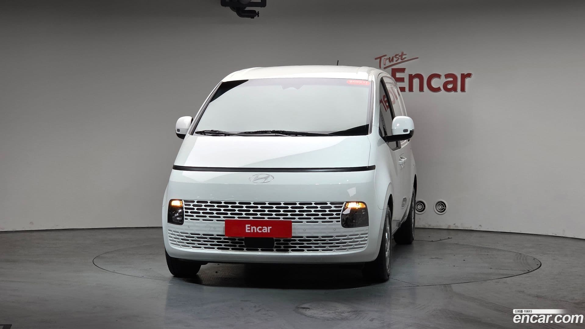 Main__Slider__Photo:Staria Hyundai 2025.0-2