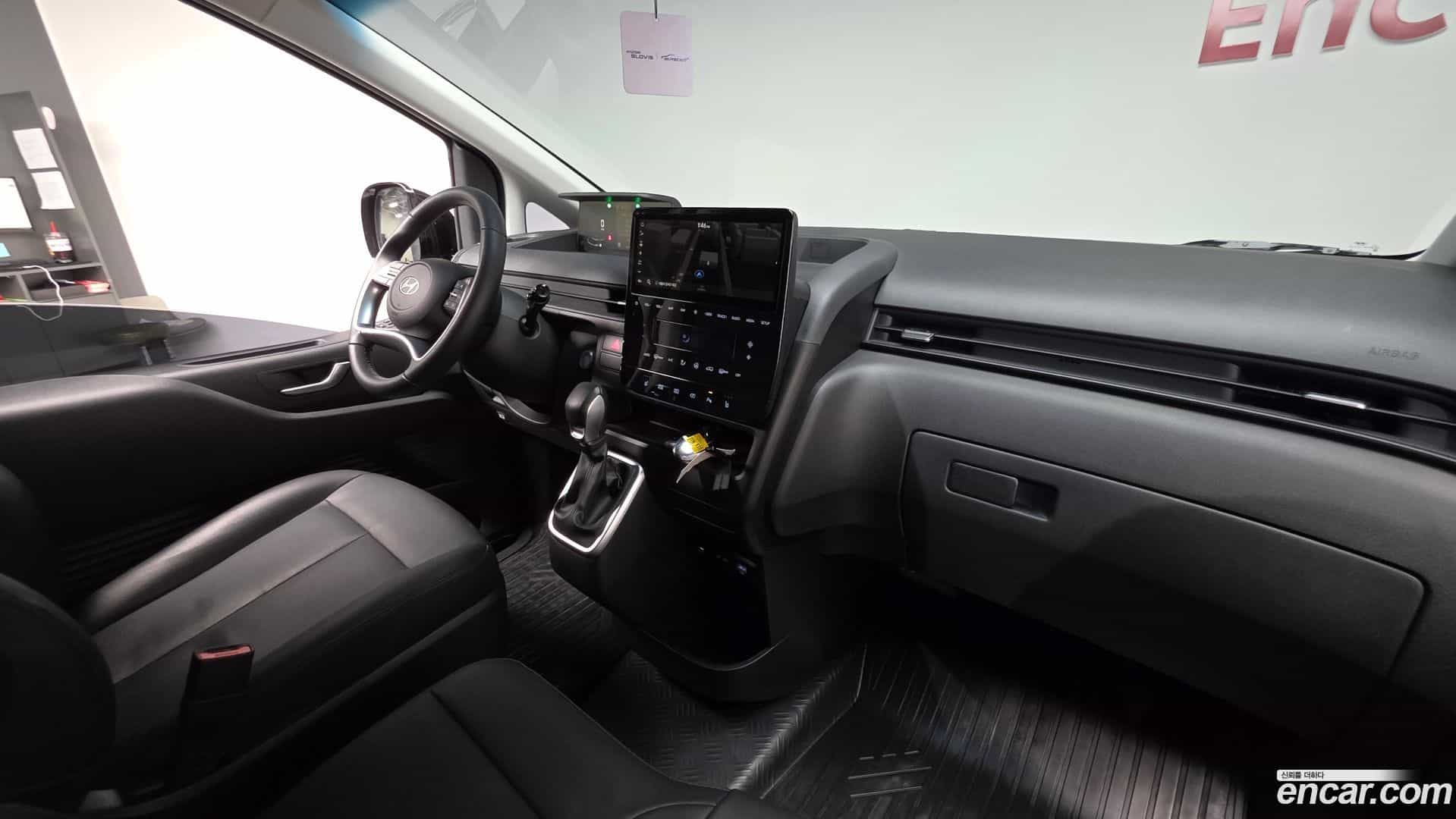 Staria Hyundai 2025.0-INNER-007