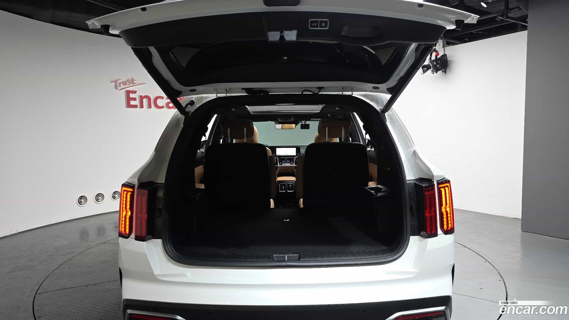 Sorento Kia 2021.0-OPTION-024