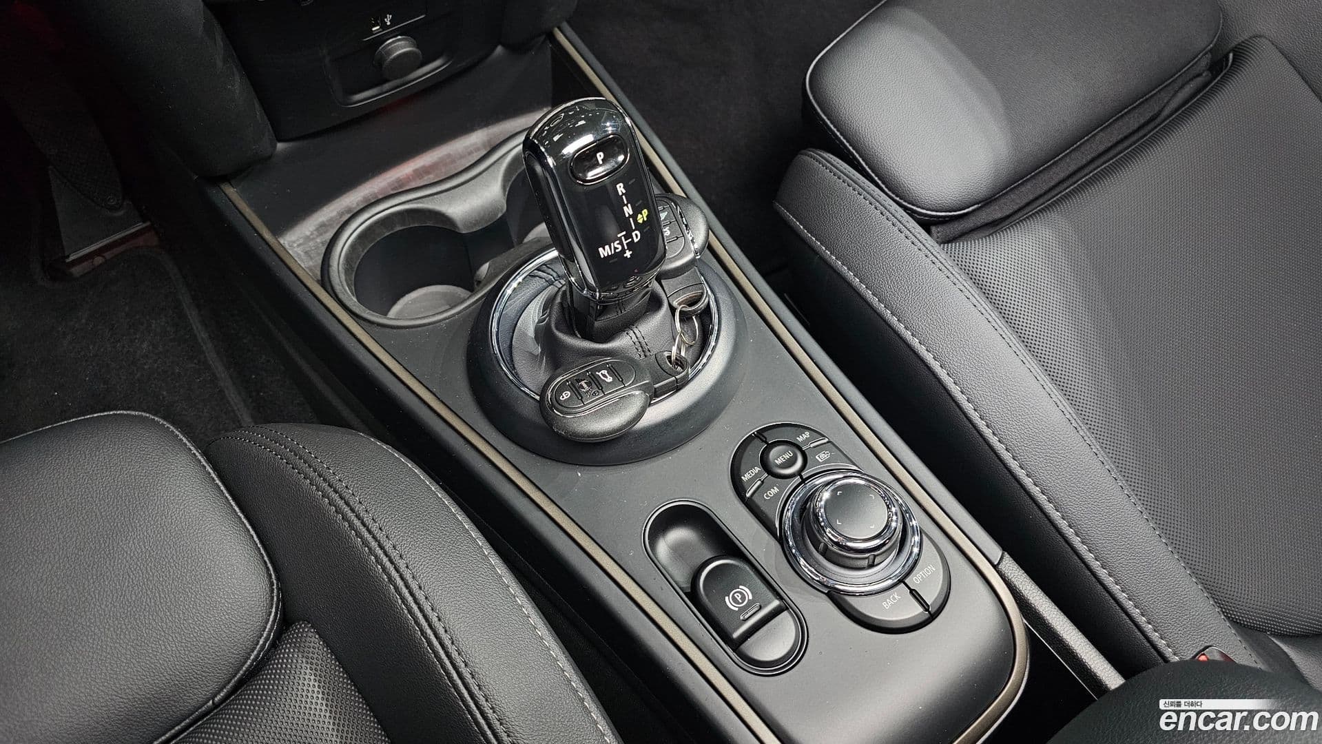 Main__Slider__Photo:Countryman Mini 2022.10-8