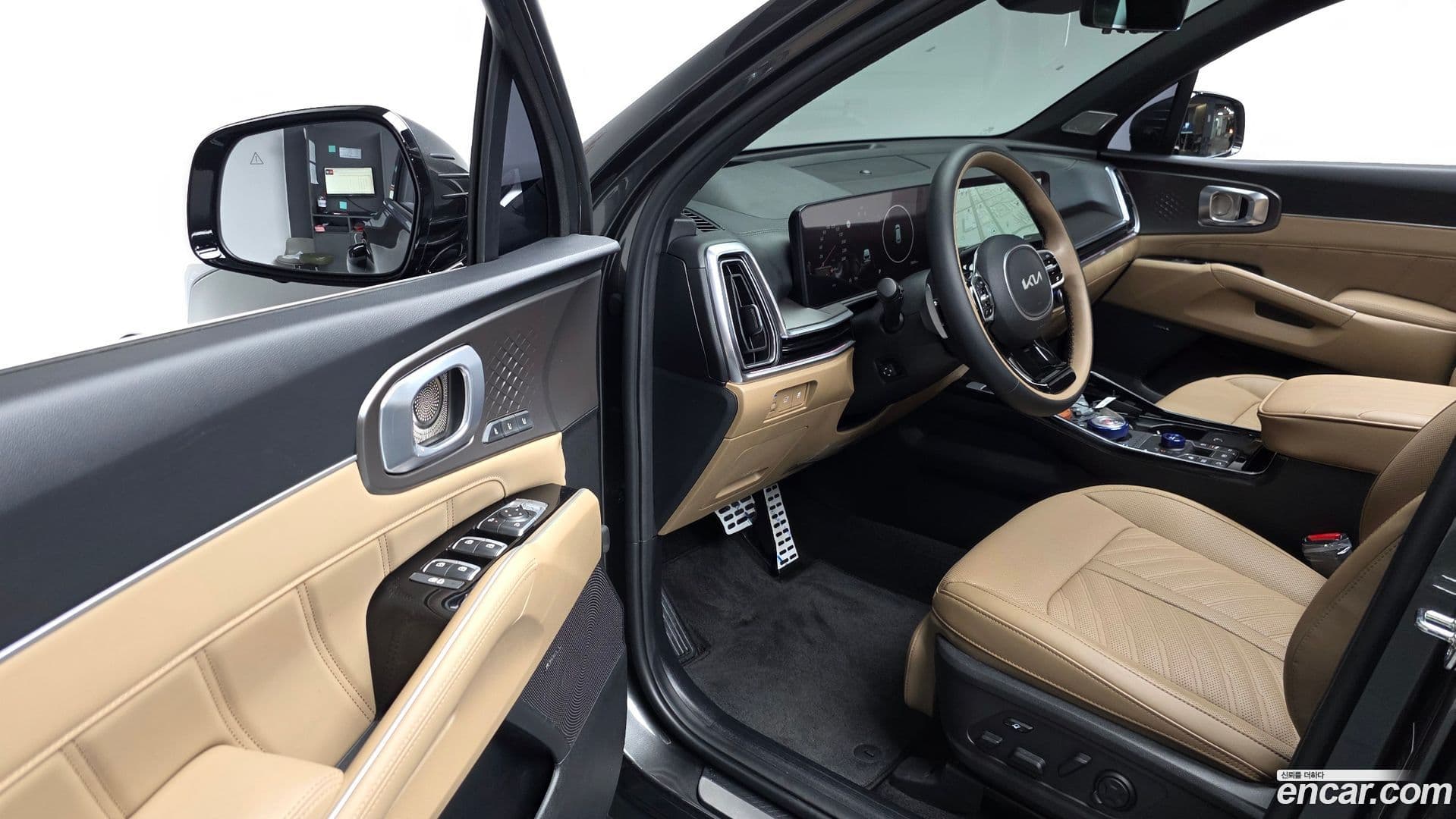 Main__Slider__Photo:Sorento Kia 2025.5-10