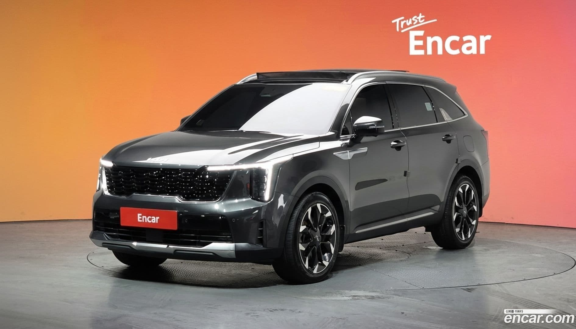 Main__Slider__Photo:Sorento Kia 2025.5-0