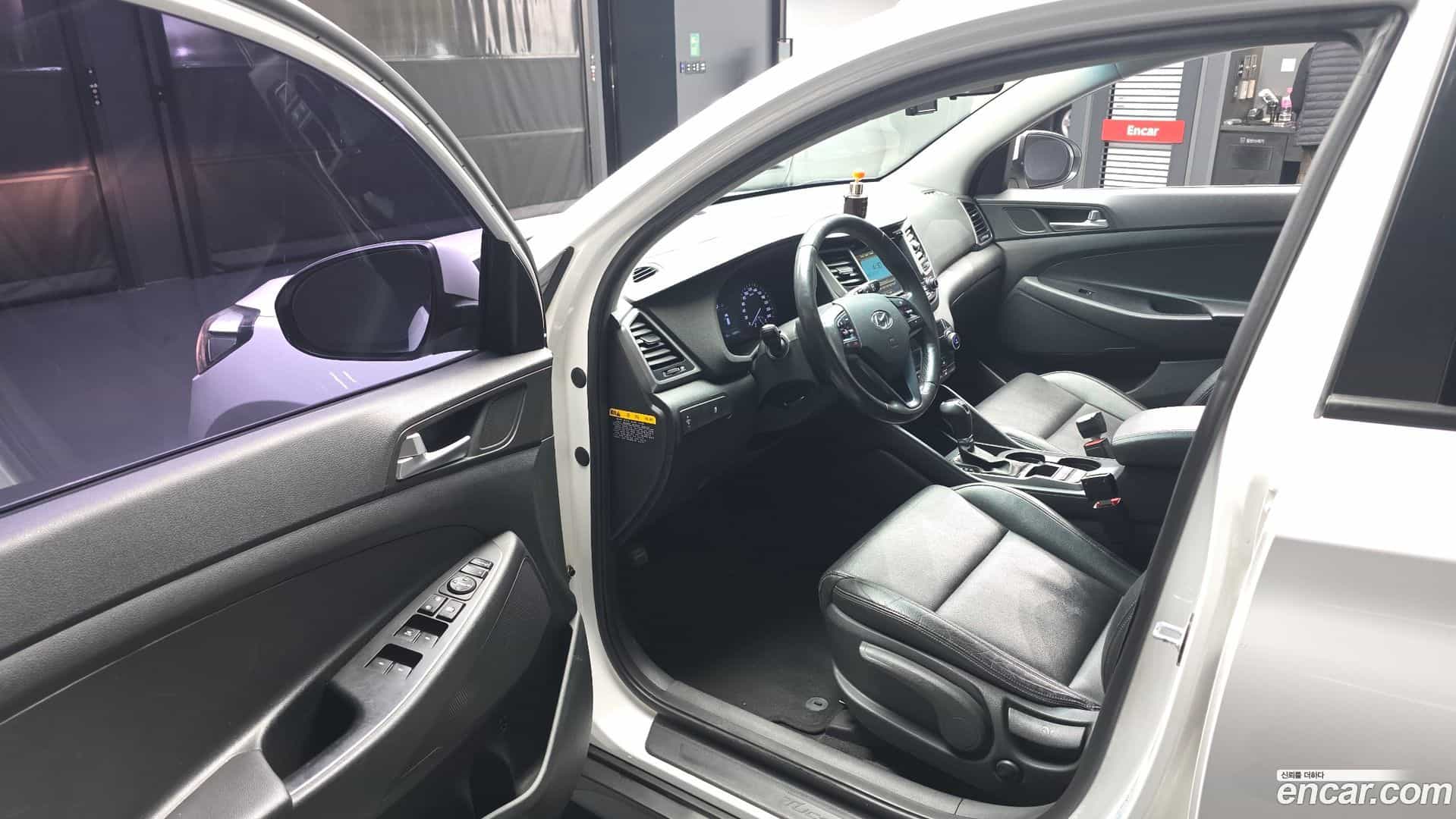 Tucson Hyundai 2015.3-INNER-010