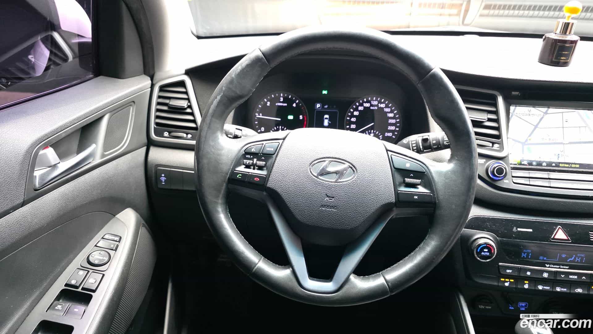 Tucson Hyundai 2015.3-OPTION-017