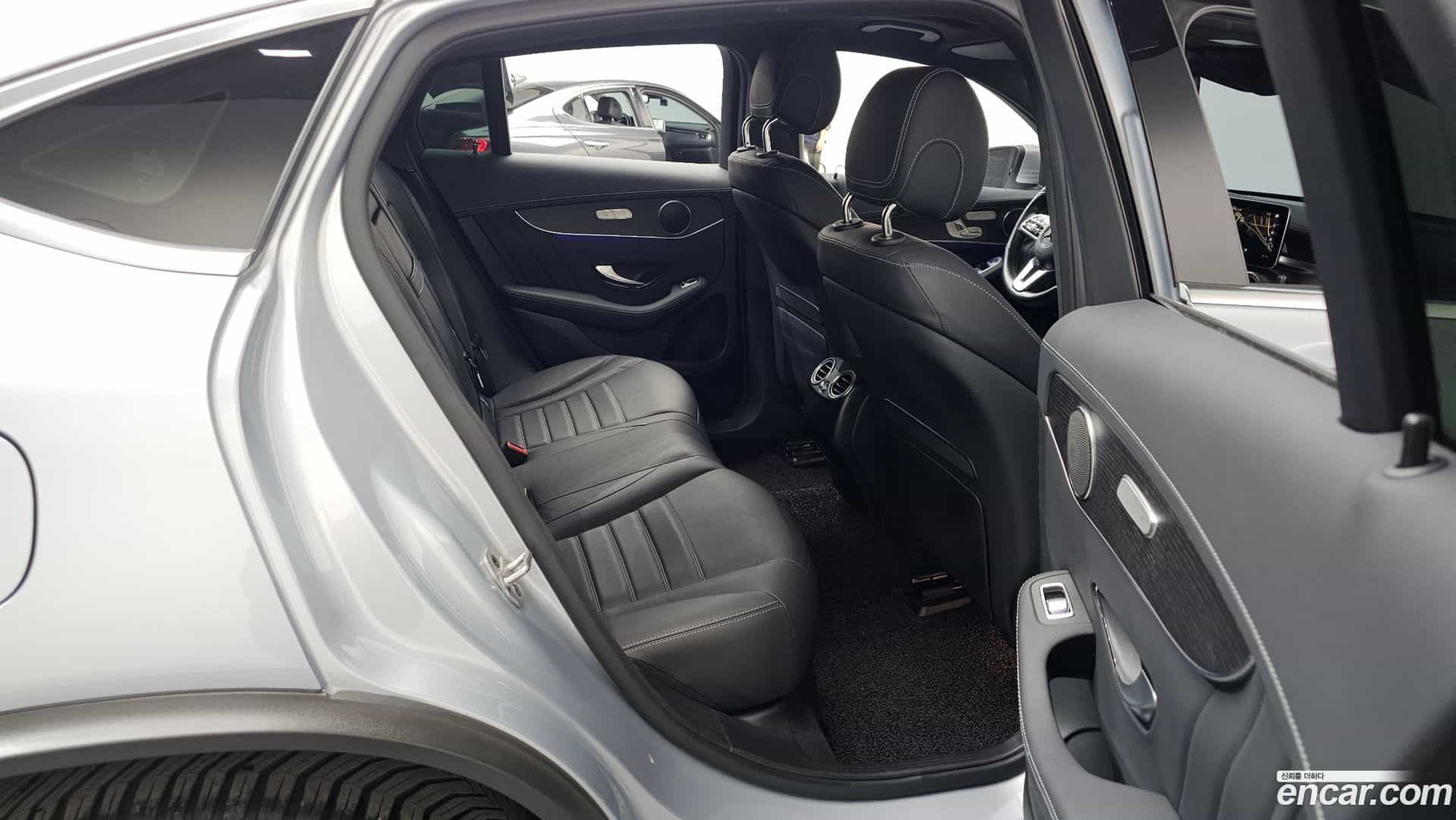 GLC-Class Mercedes-Benz 2023.4-OPTION-016