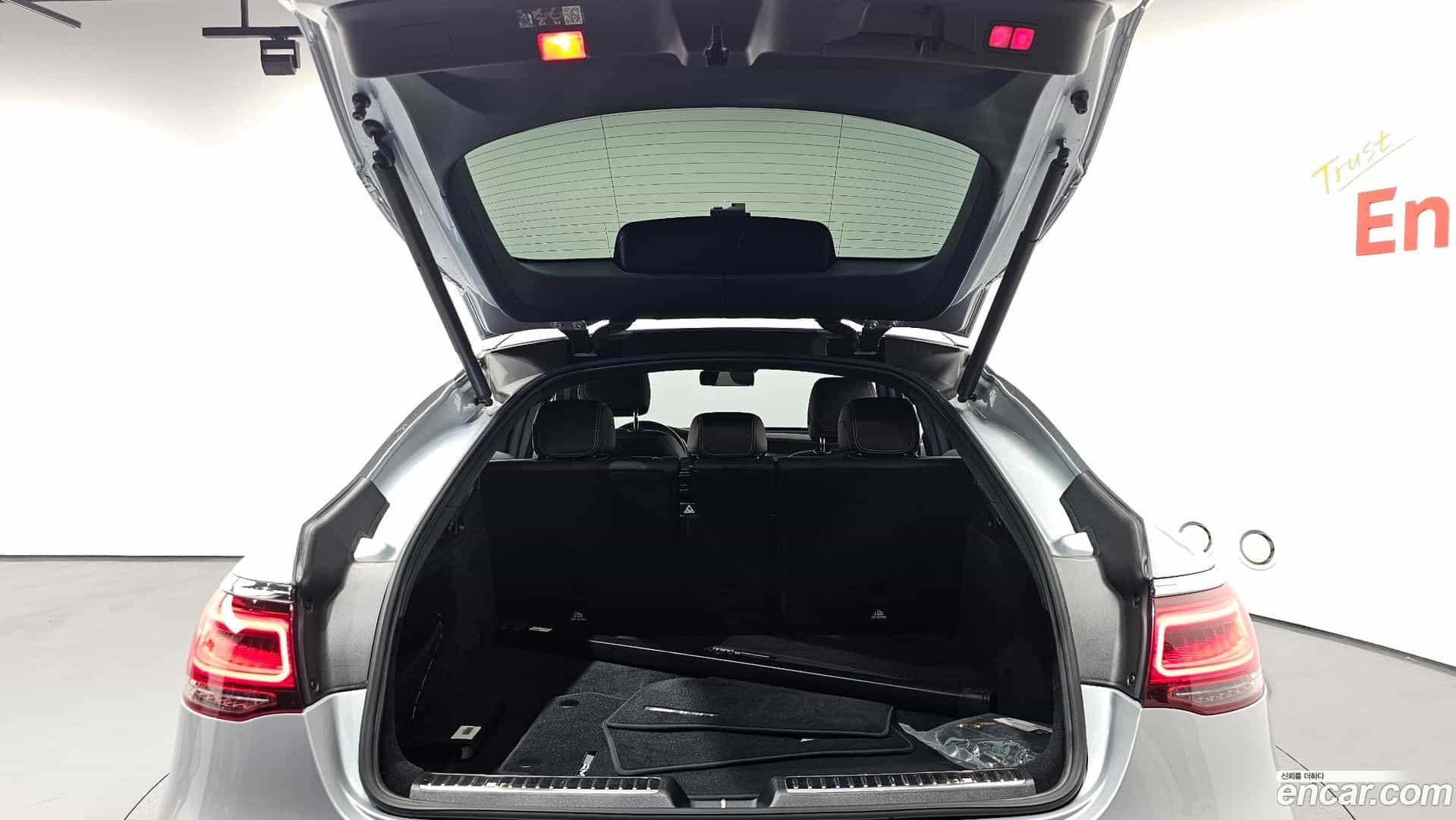 GLC-Class Mercedes-Benz 2023.4-OPTION-024