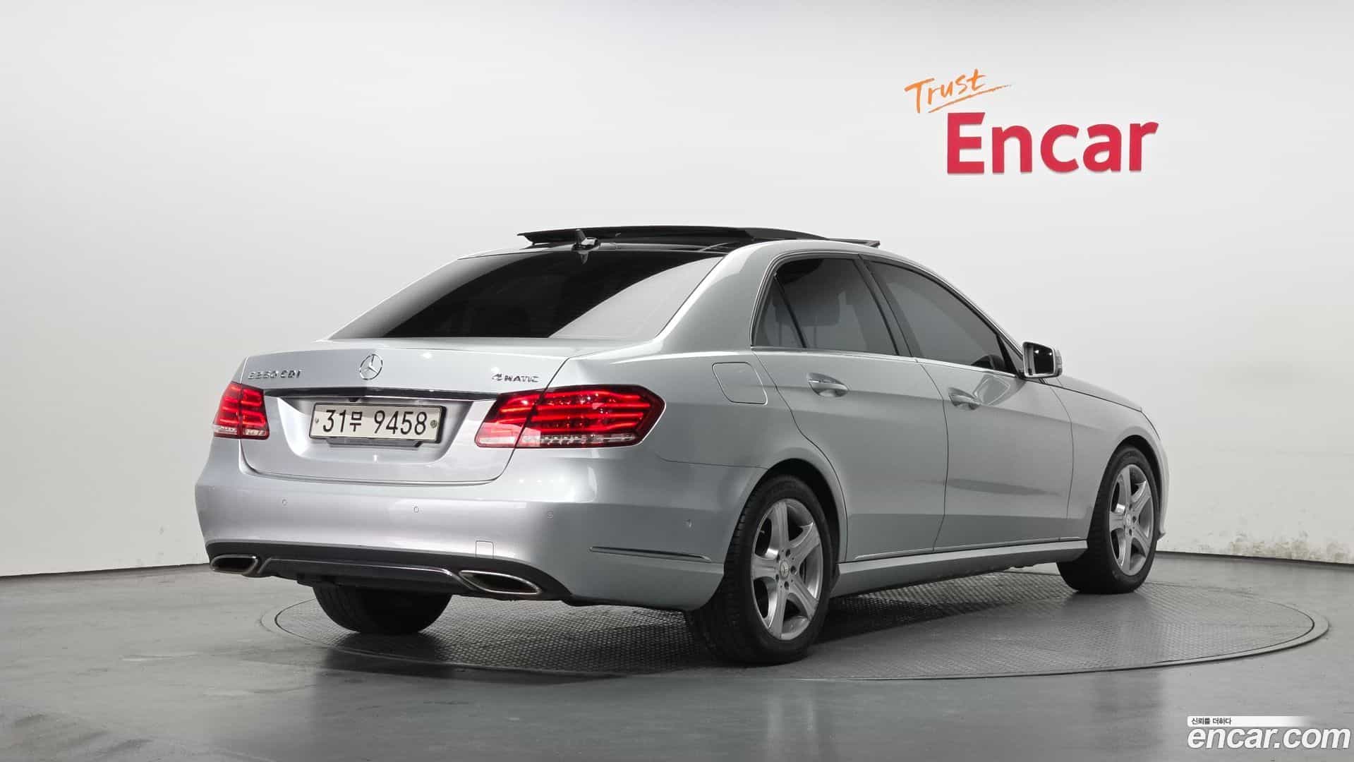 E-Class Mercedes-Benz 2013.11-OUTER-002