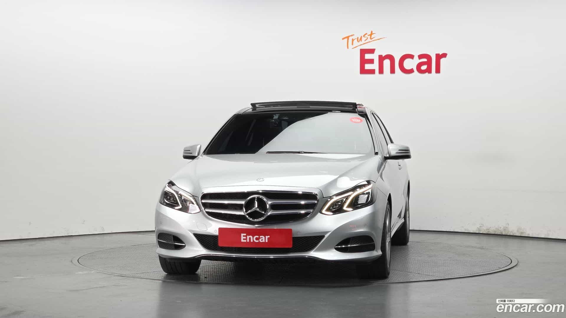 E-Class Mercedes-Benz 2013.11-OUTER-003