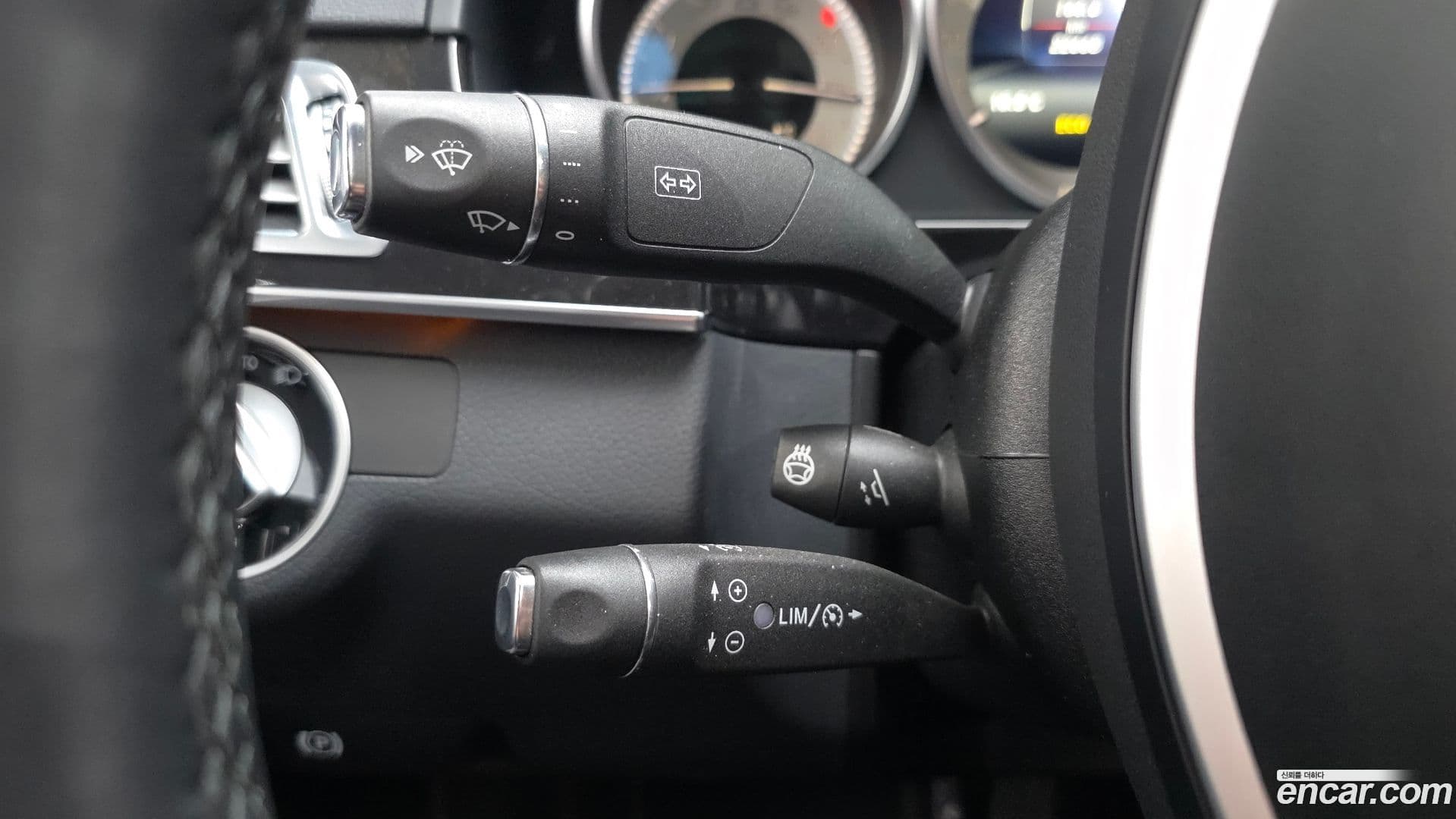 Main__Slider__Photo:E-Class Mercedes-Benz 2013.11-17