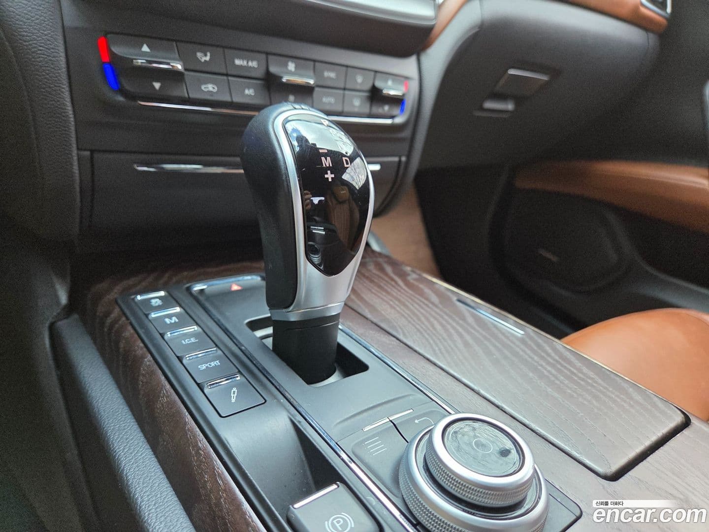 Main__Slider__Photo:Ghibli Maserati 2017.3-8