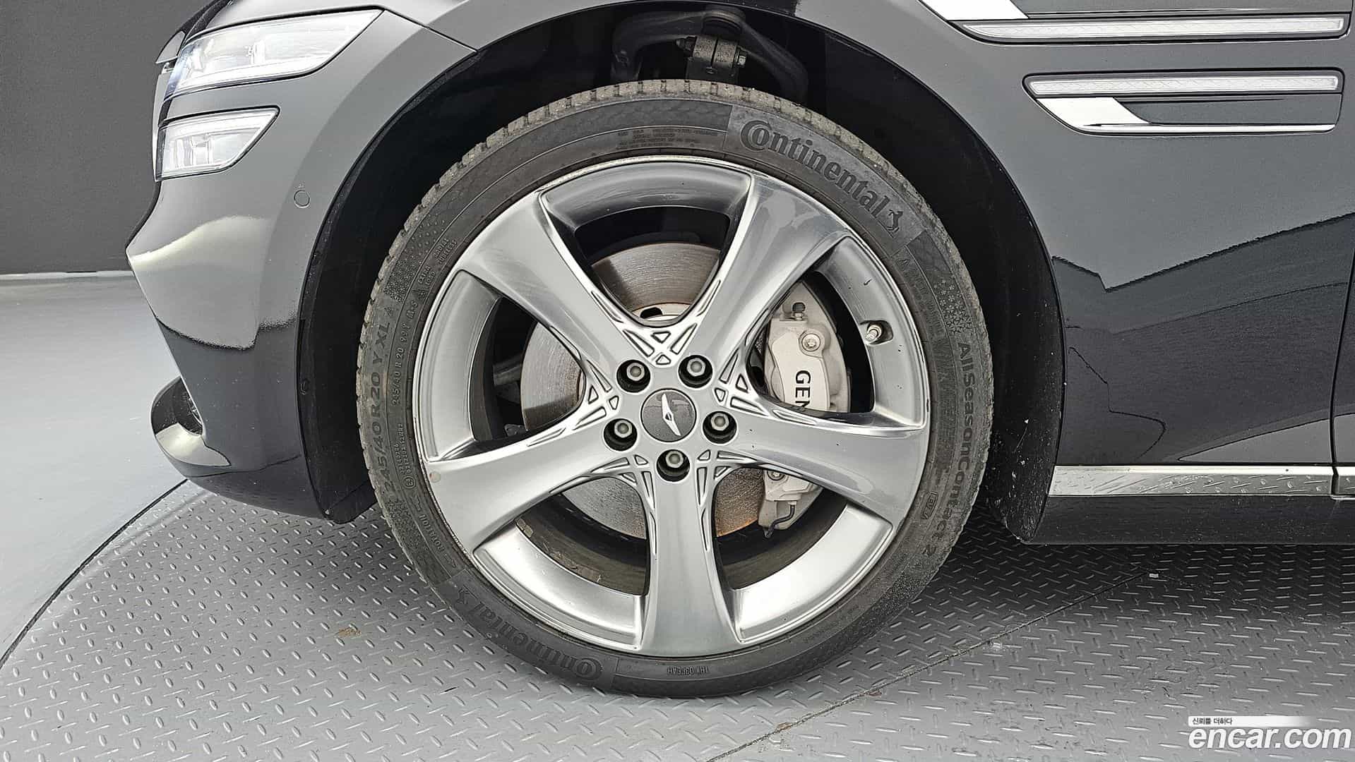 G80 Genesis 2021.11-OUTER-005