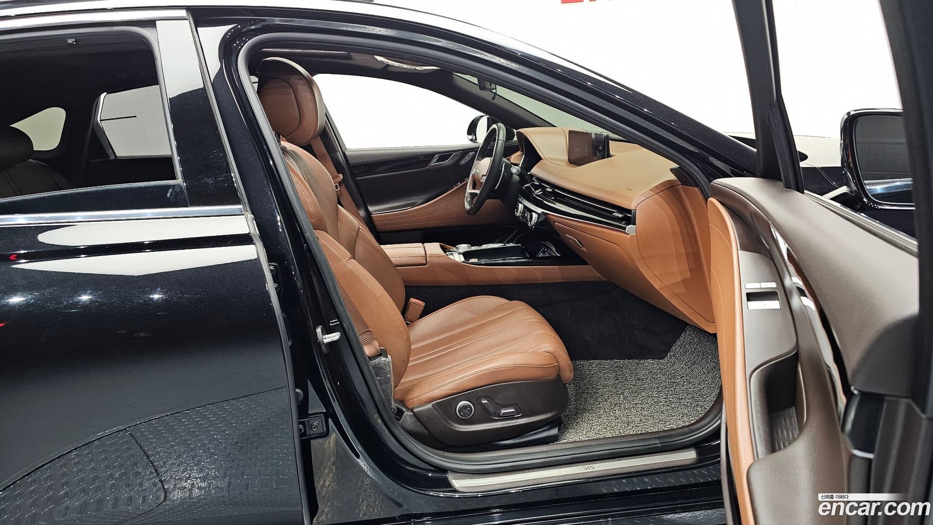 Main__Slider__Photo:G80 Genesis 2021.11-10