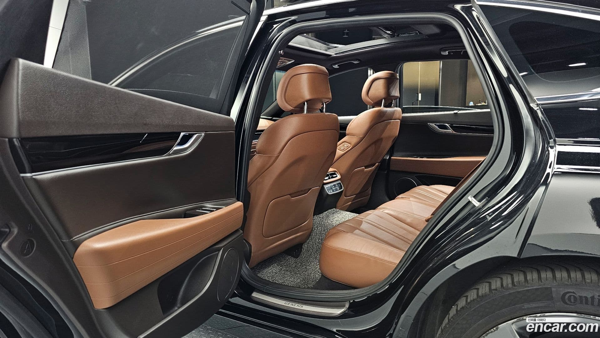 Main__Slider__Photo:G80 Genesis 2021.11-11