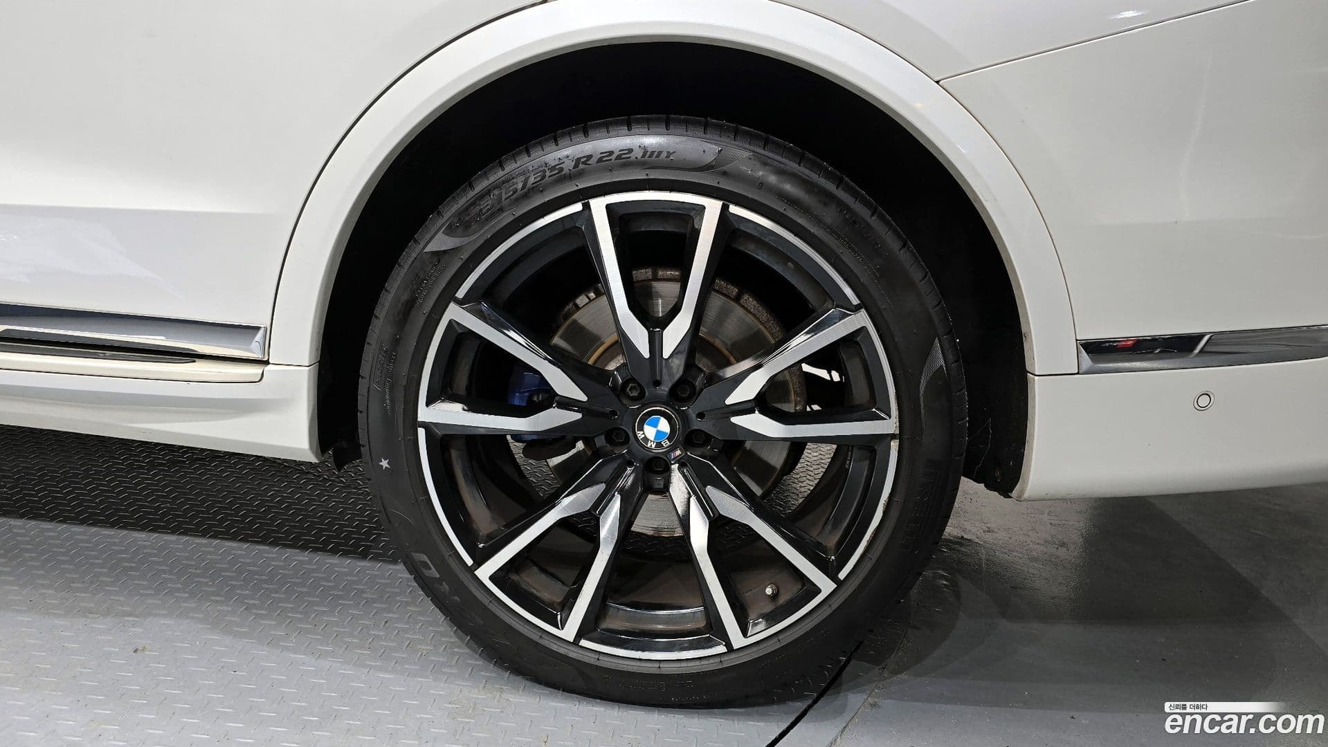 Main__Slider__Photo:X7 BMW 2020.9-4