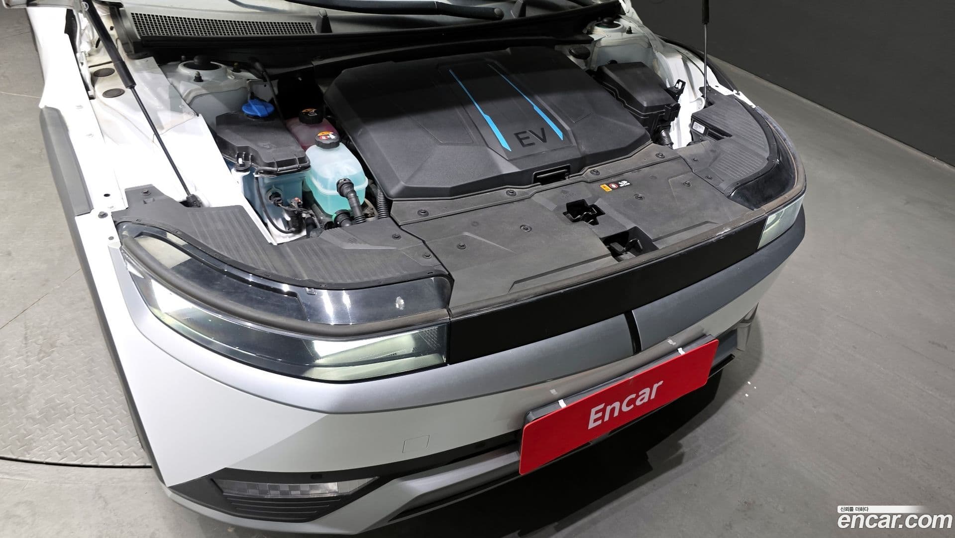 Main__Slider__Photo:Ioniq5 Hyundai 2021.8-5