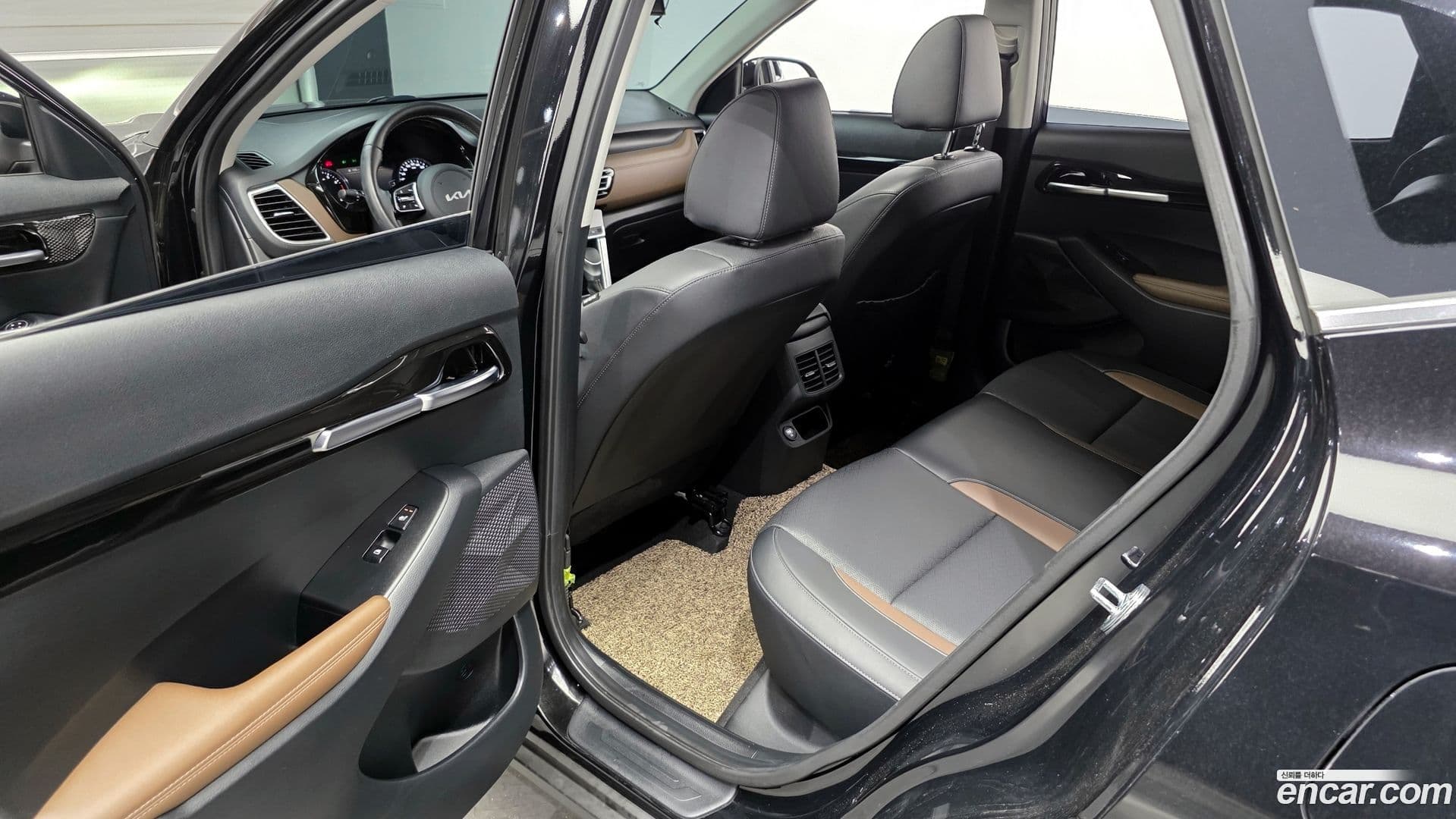 Main__Slider__Photo:Seltos Kia 2022.1-10