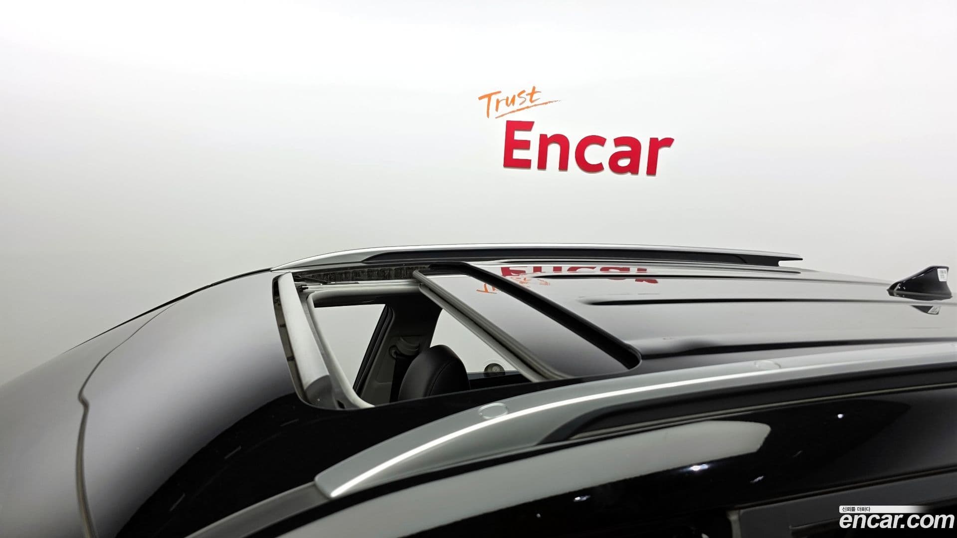 Main__Slider__Photo:Seltos Kia 2022.1-19