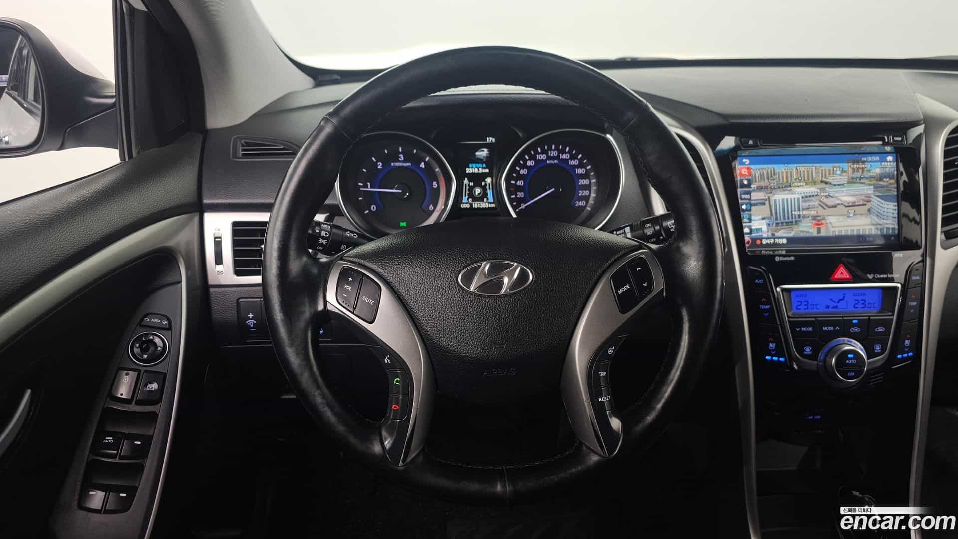 i30 Hyundai 2013.5-OPTION-018