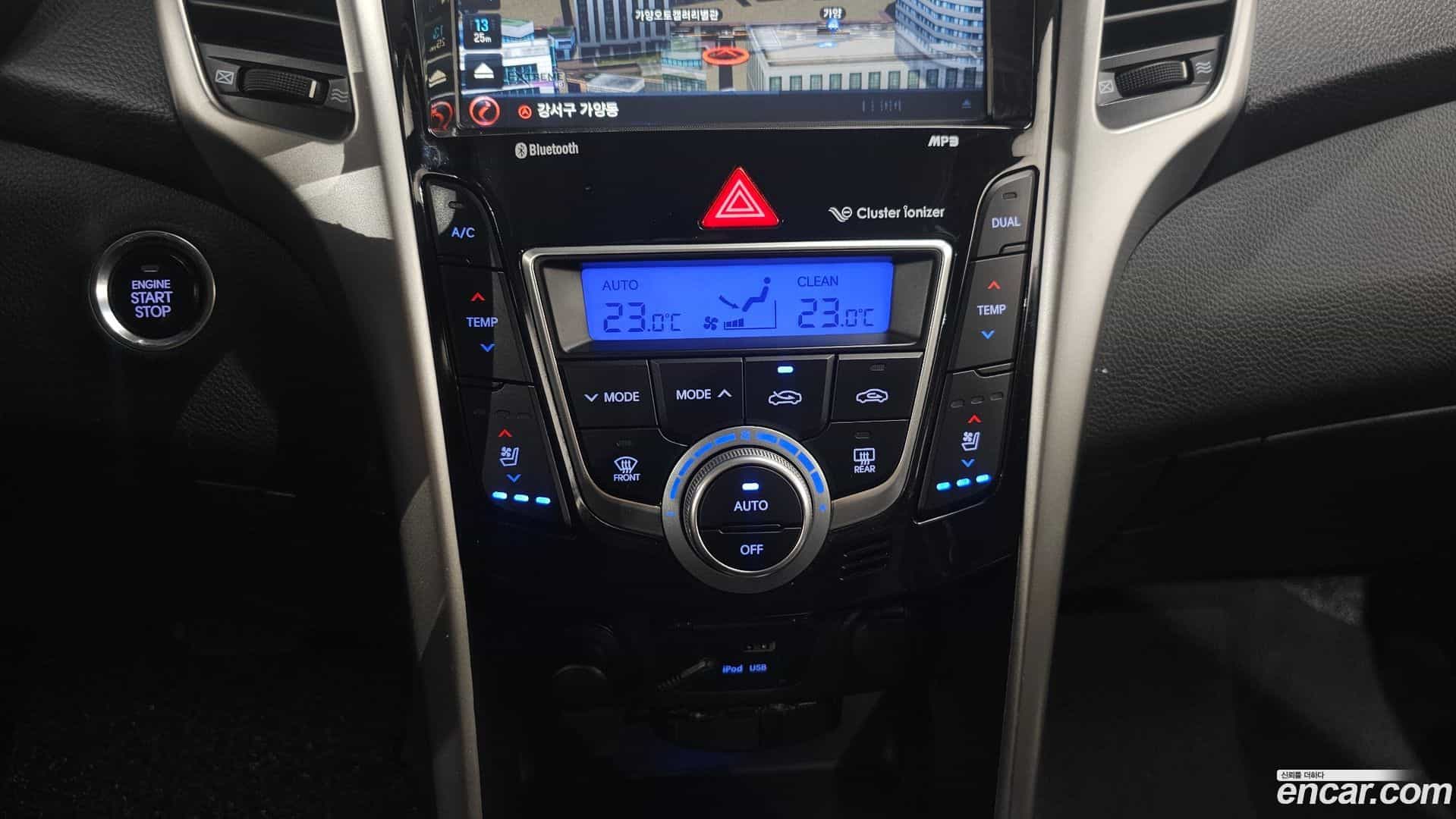 i30 Hyundai 2013.5-OPTION-021