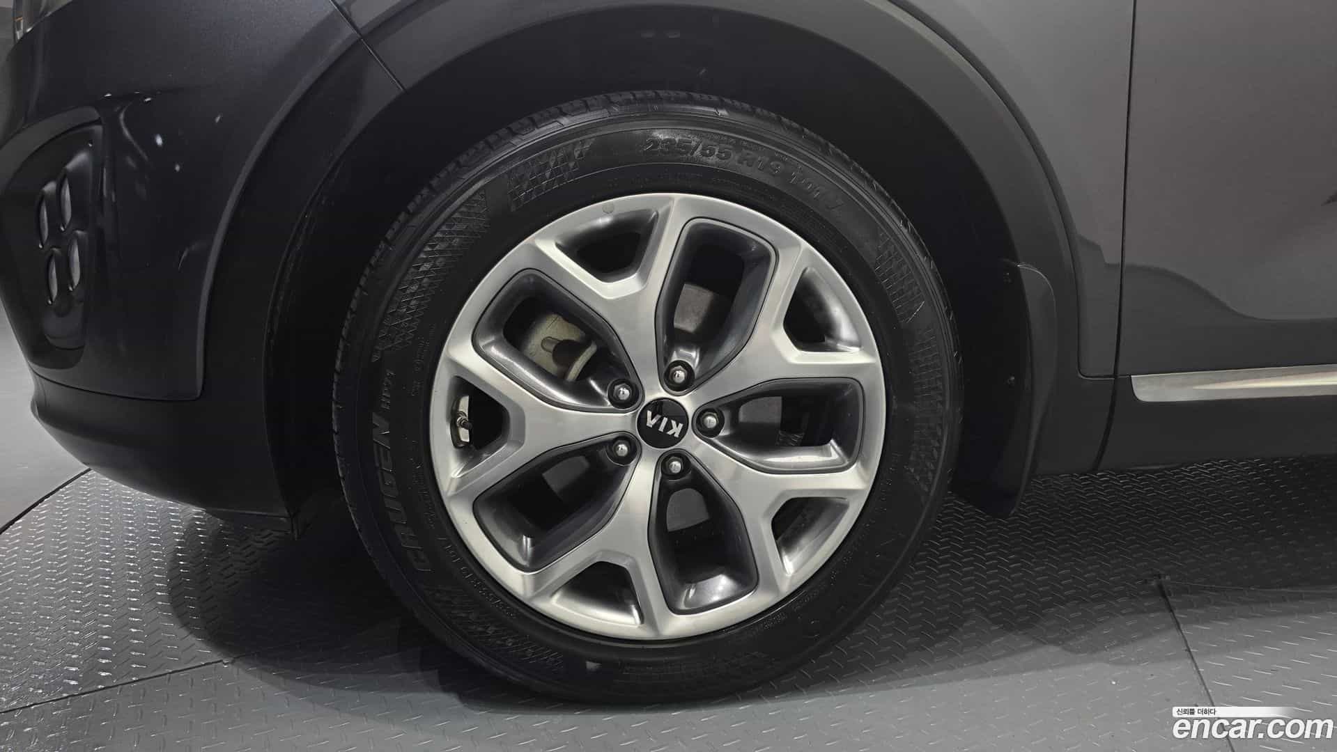 Sorento Kia 2015.9-OUTER-005