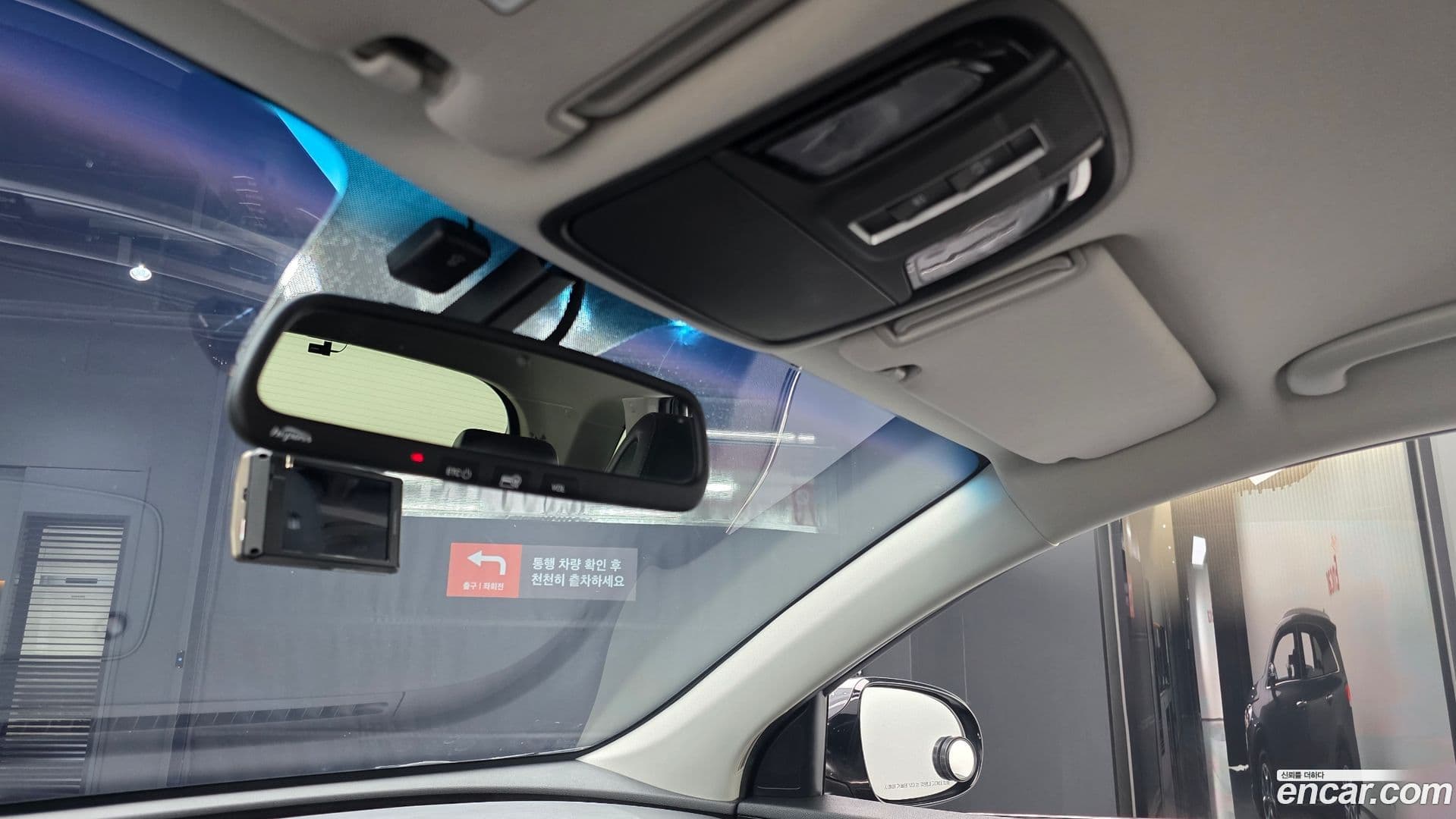 Main__Slider__Photo:Sorento Kia 2015.9-17