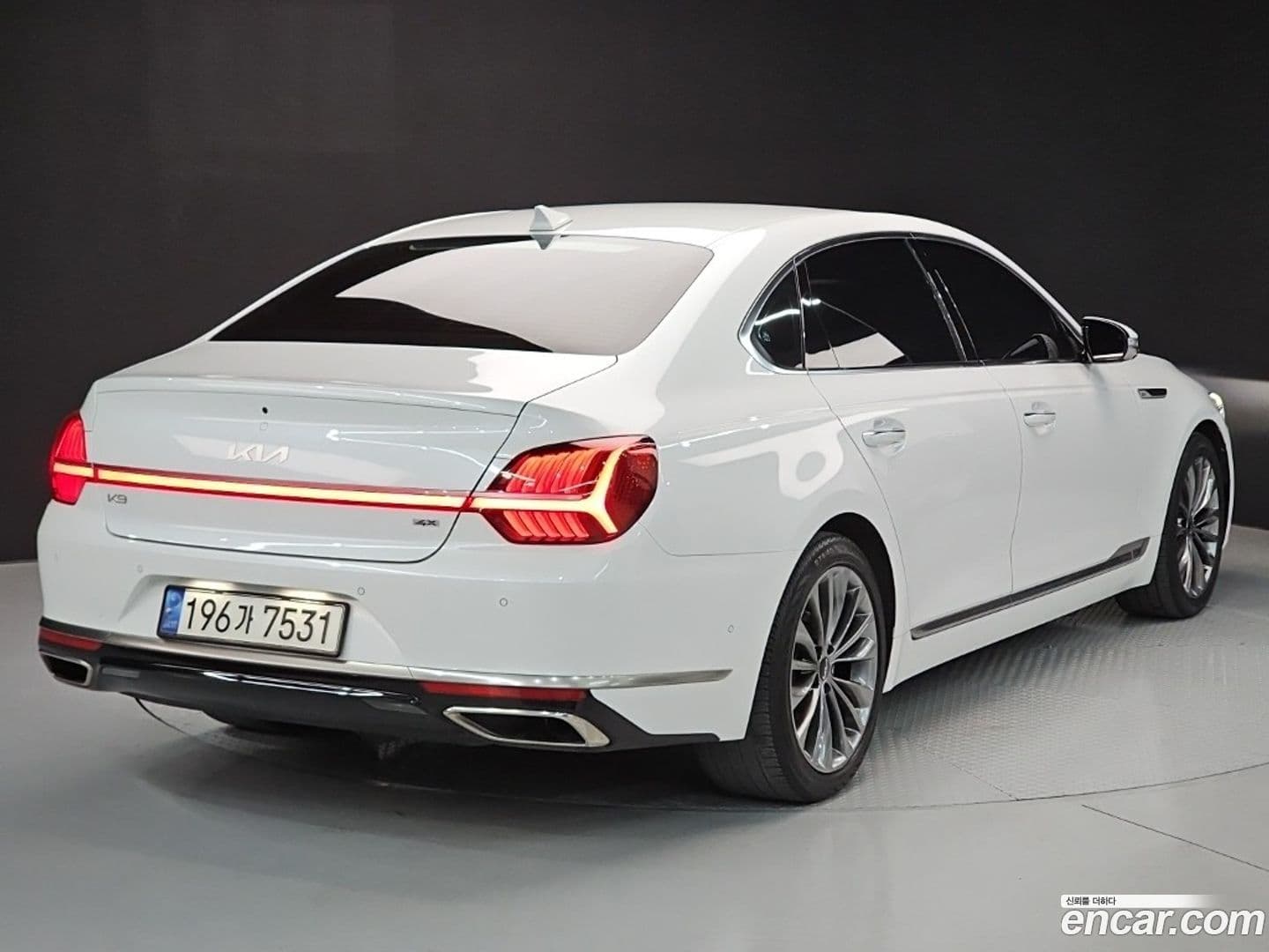 Main__Slider__Photo:K9 Kia 2022.4-2